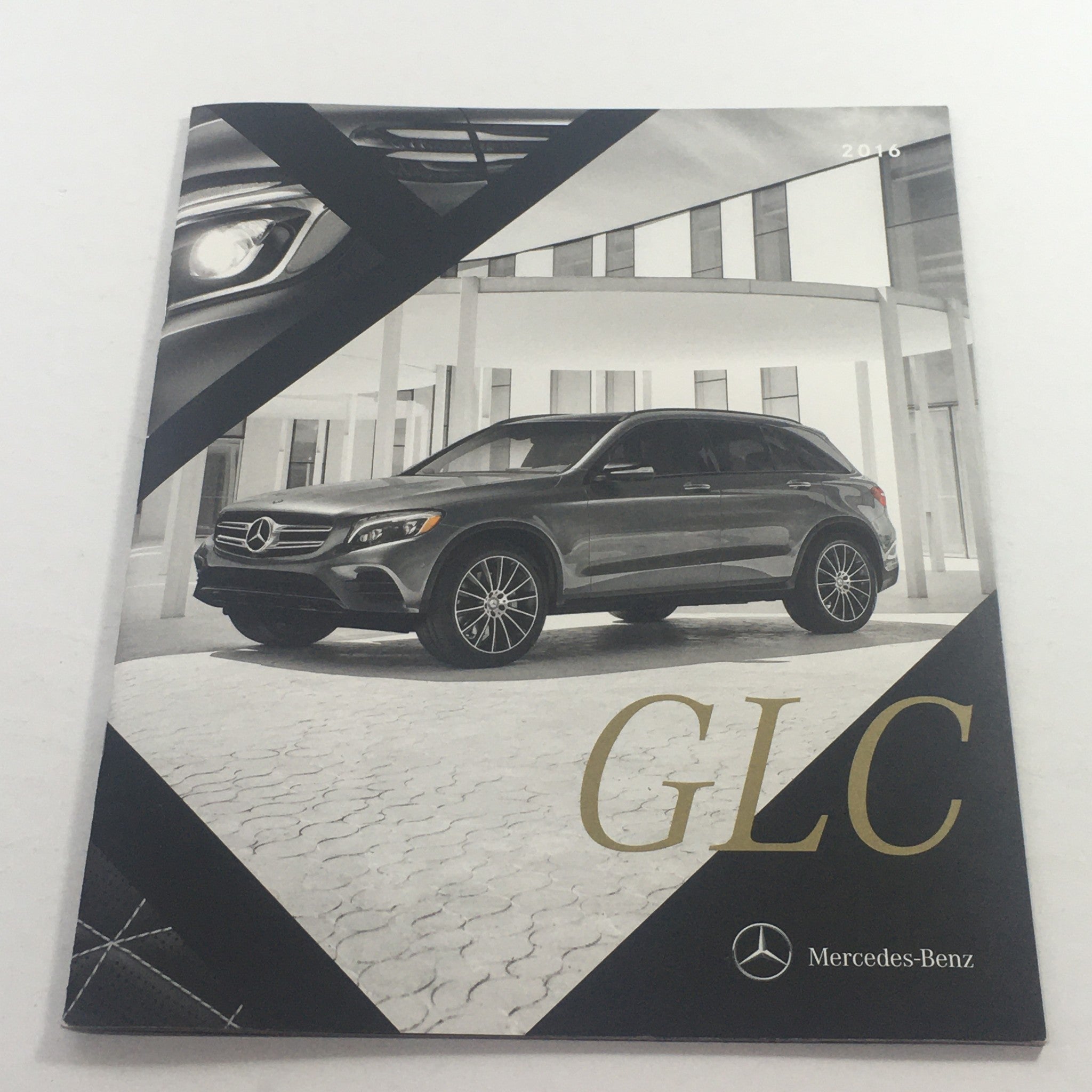 2016 Mercedes-Benz GLC-Class Polished Mettle Dealership Auto Brochure Catalog