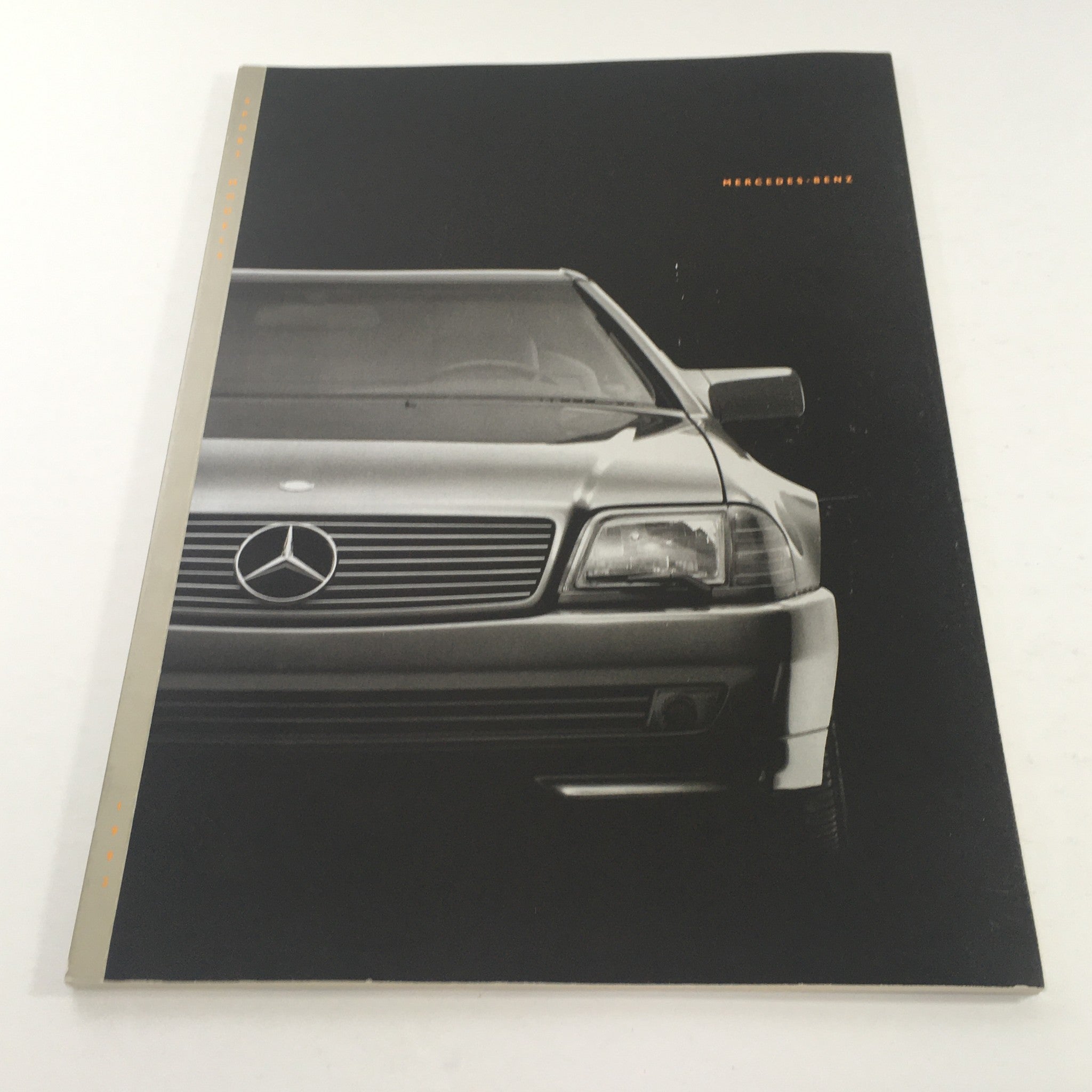 1992 Mercedes-Benz Sports Model 500 SL Dealership Car Auto Brochure Catalog