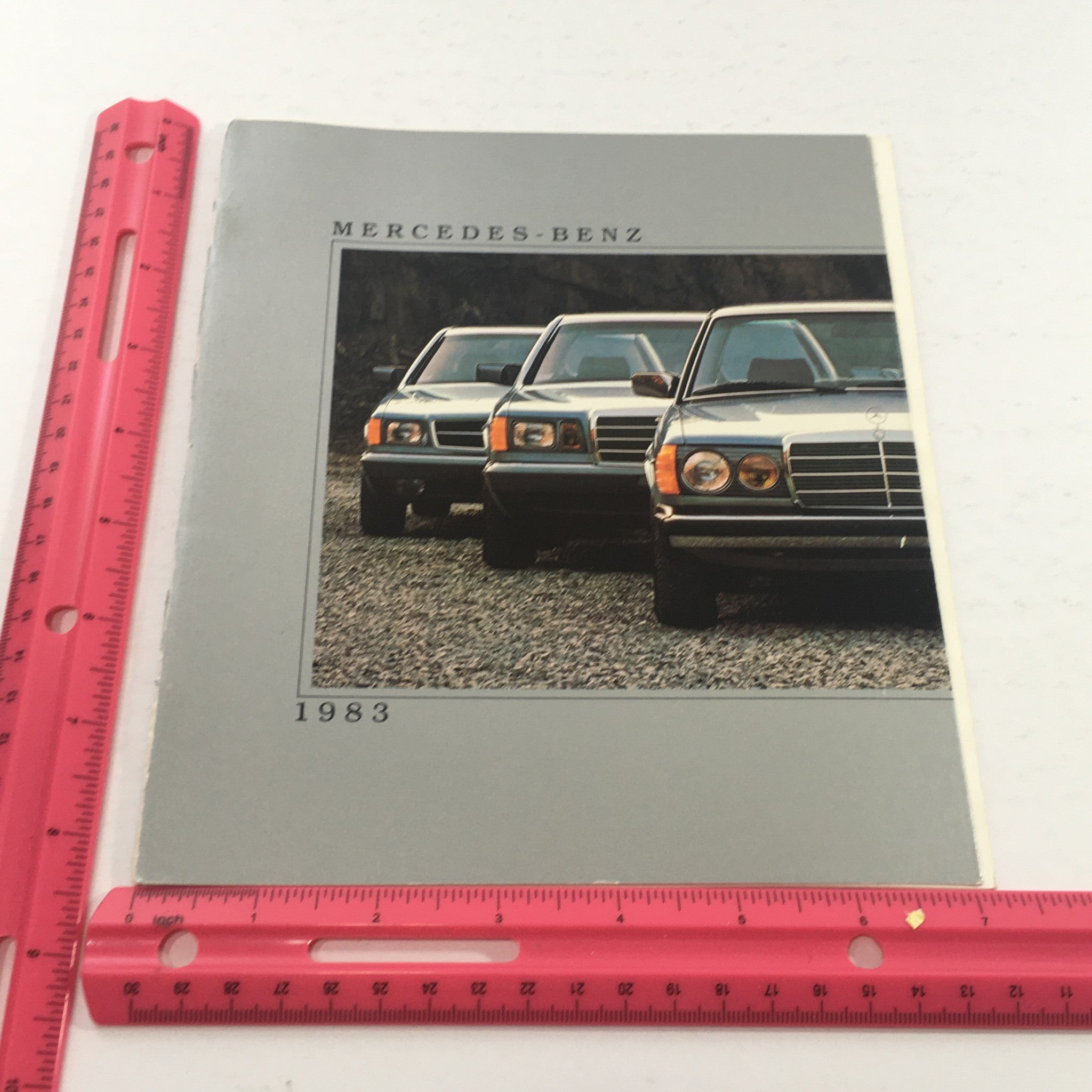 1983 Mercedes-Benz 300 CD/300 SD/380 SEL Dealership Car Auto Brochure Catalog