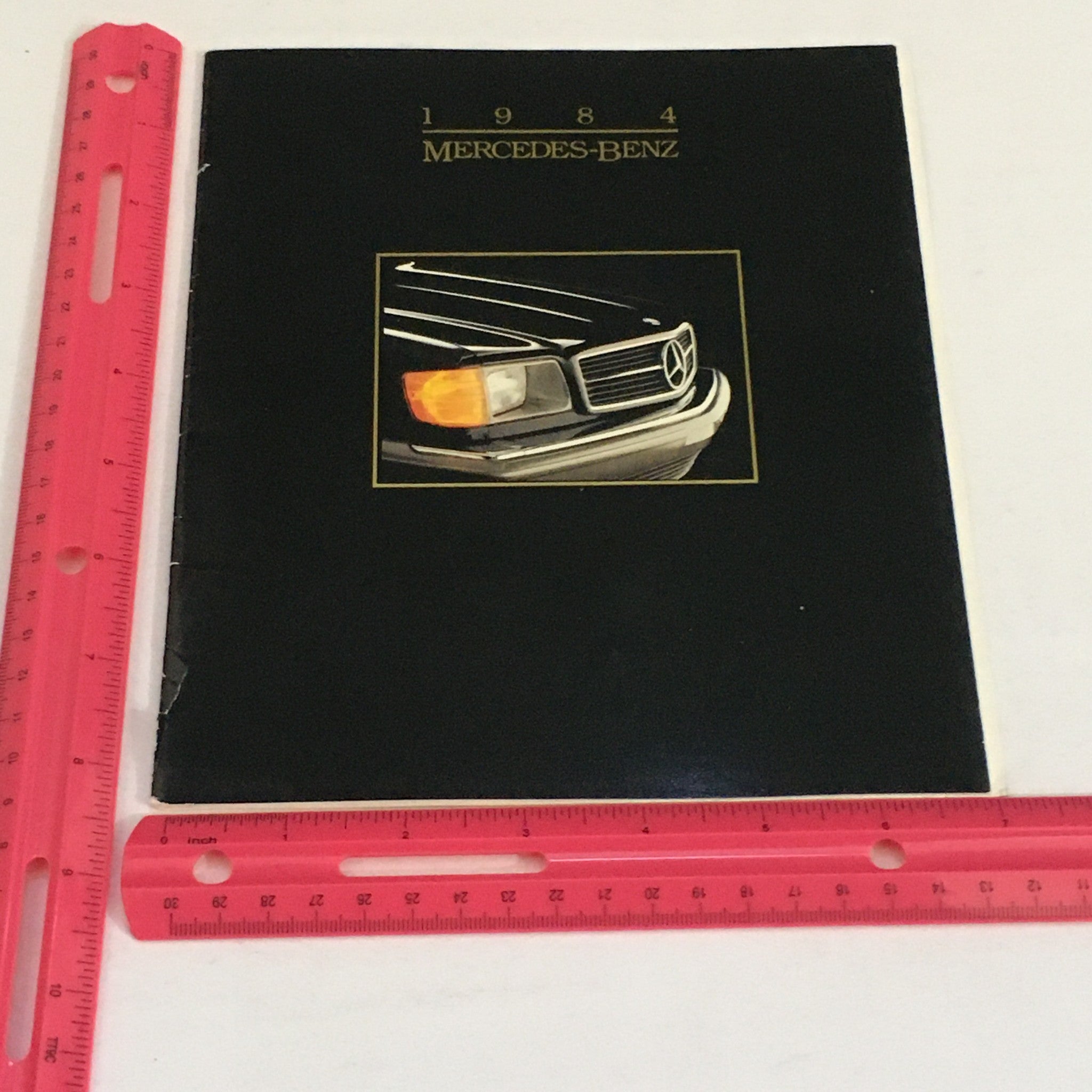 1984 Mercedes-Benz W-126 Dealership Car Auto Brochure Catalog