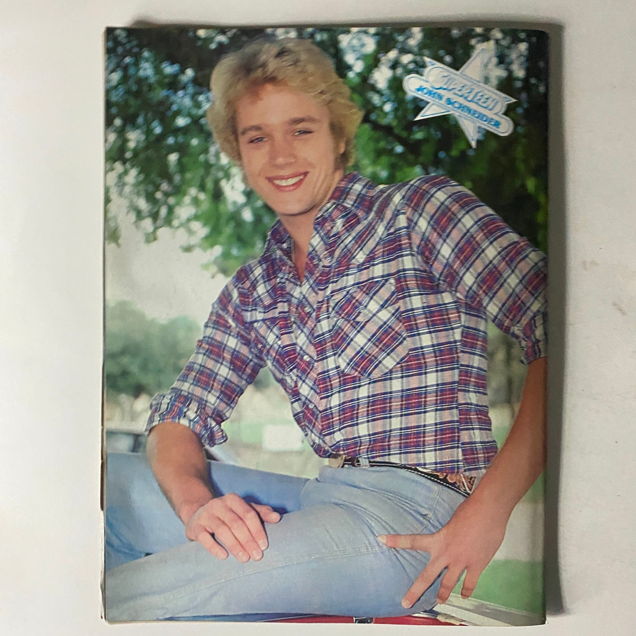SuperTeen Special No. 4 – John Schneider Super Pinup Book (1981-1982)