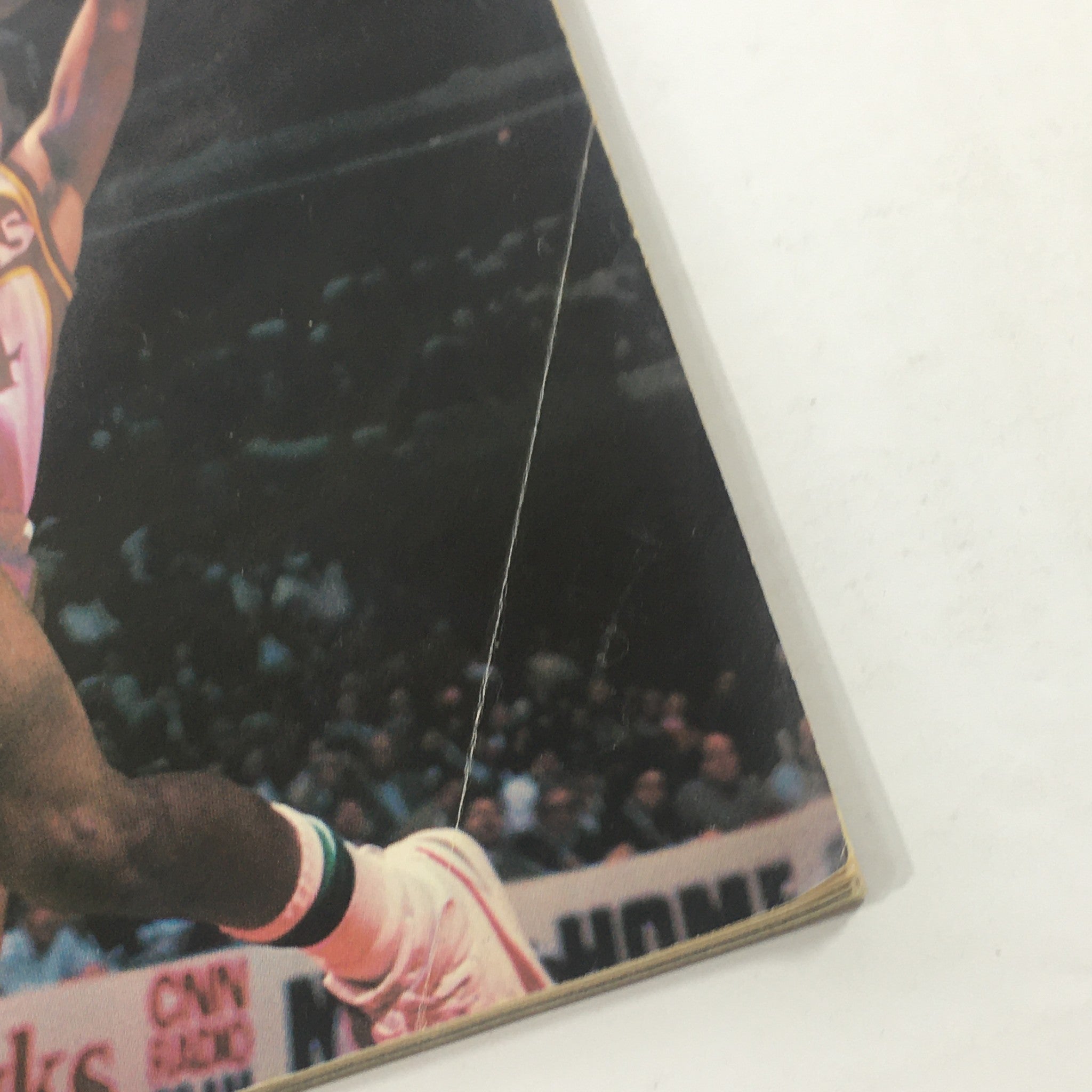 Hoop NBA Magazine: 1980s - Milwaukee Bucks' Terry Cummings Signature - No Label