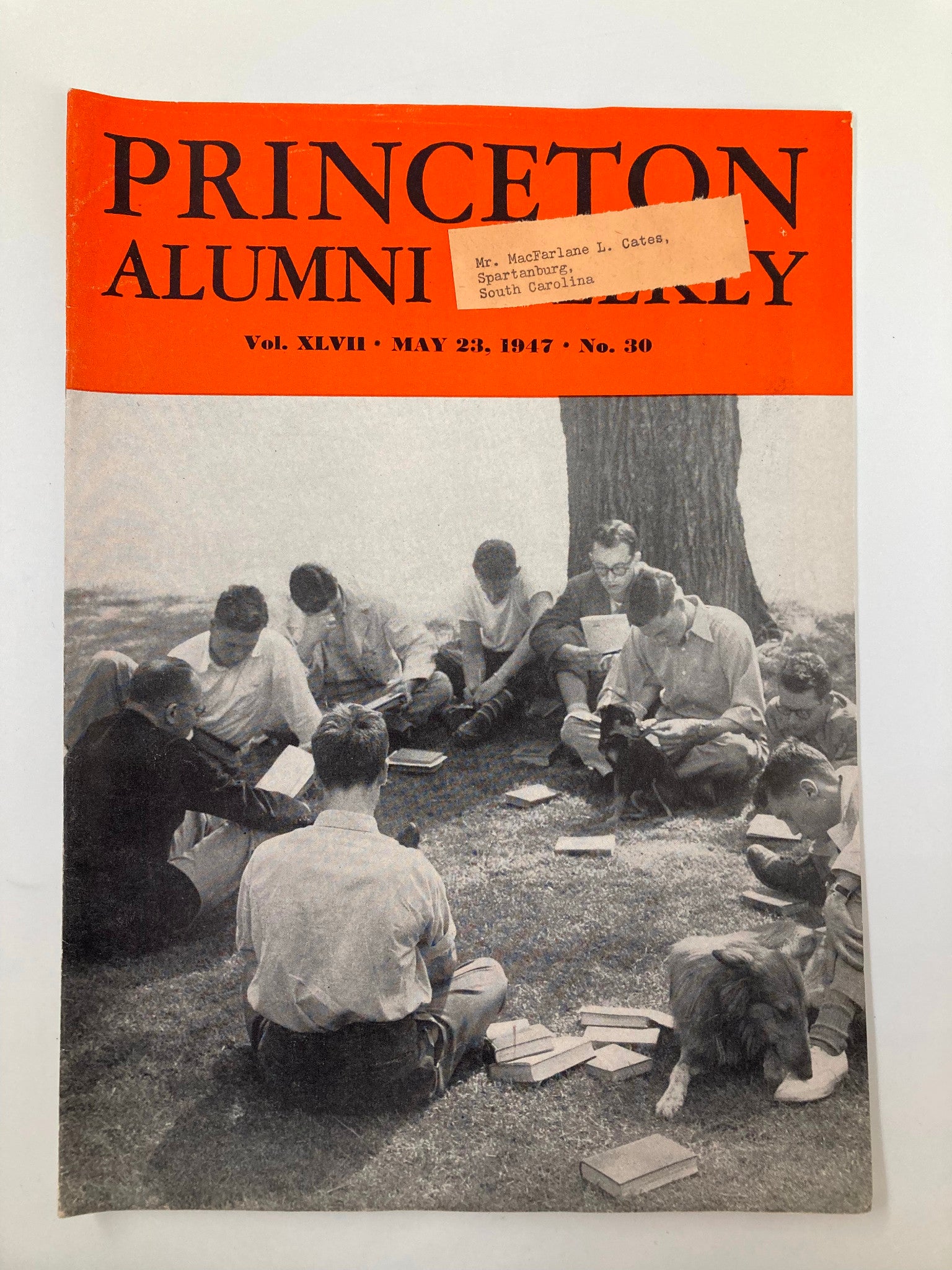 VTG Princeton Alumni Weekly May 23 1947 The Alumni Reviewing in the Campus