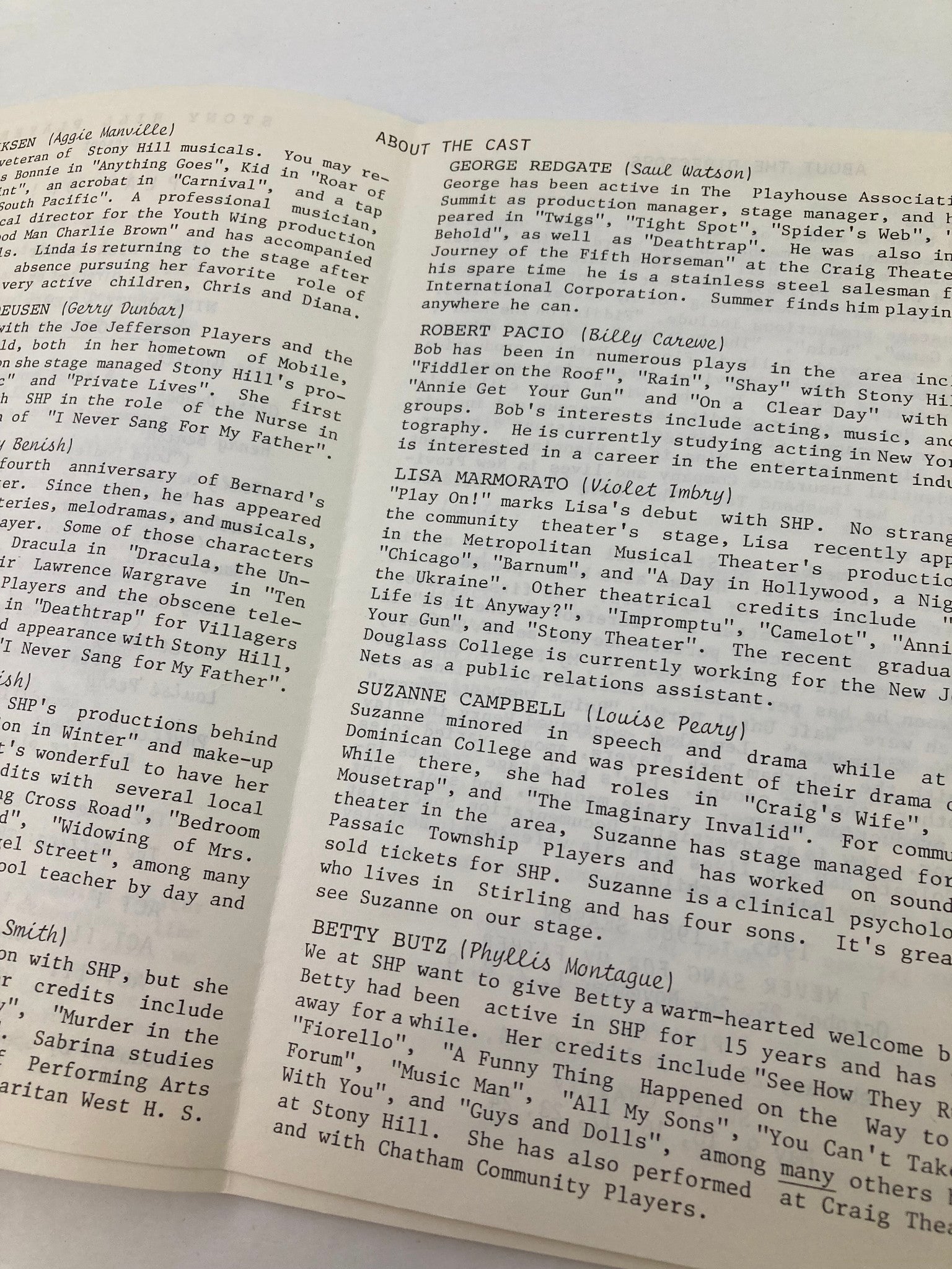 1986 Program titled 'Play On!' by Rick Abbott, showcasing the biographies of the cast members involved in the production by the Stony Hill Players.