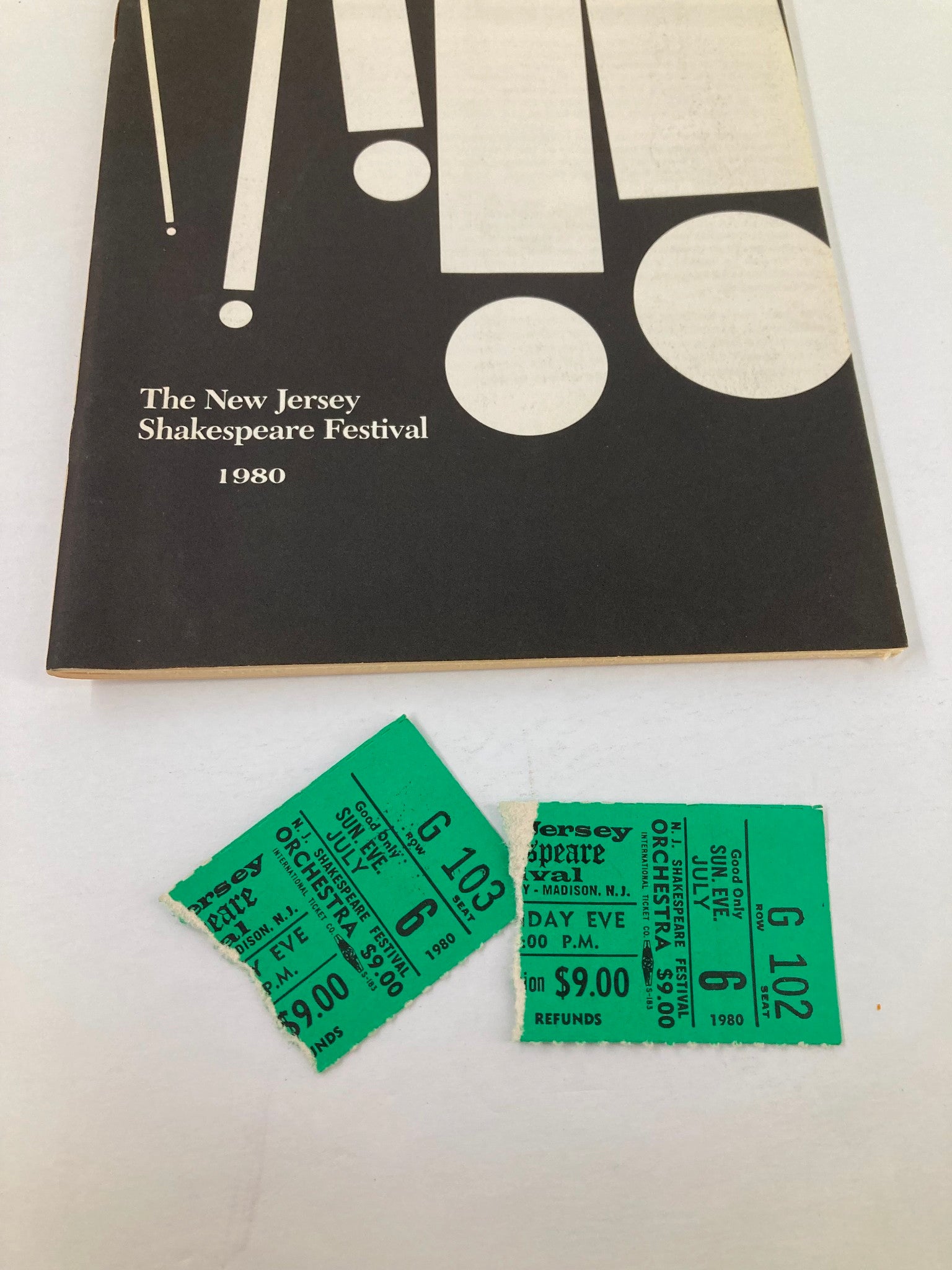 1980 Program The New Jersey Shakespeare Festival highlighting the program cover with geometric elements and two green ticket stubs for the play Volpone.