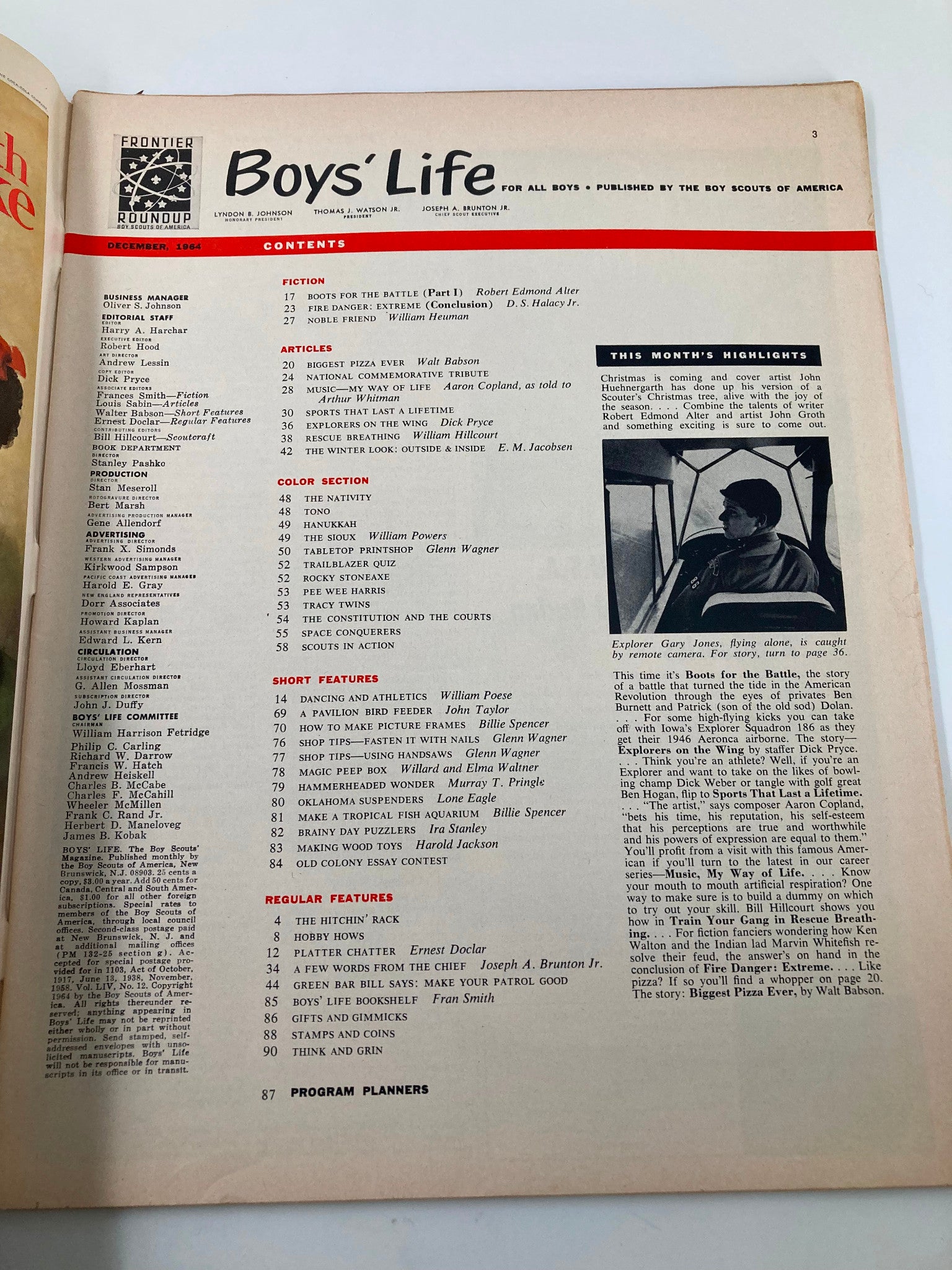 VTG Boys' Life Magazine December 1964 The Boots for the Battle Story