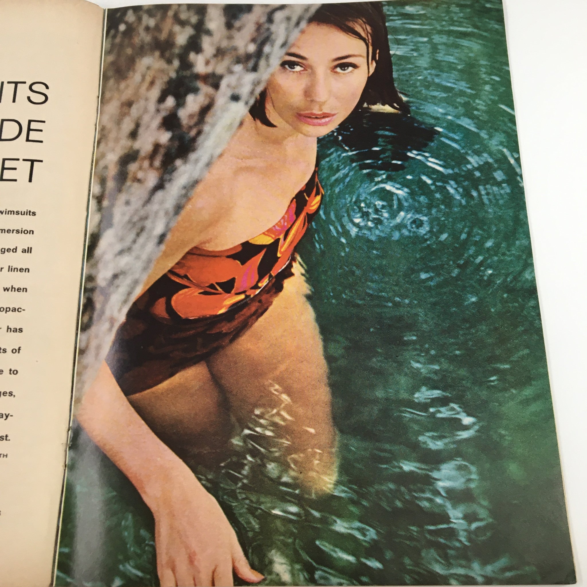 VTG Sports Illustrated Magazine January 20 1984 A Skin Diver Guide to Caribbean