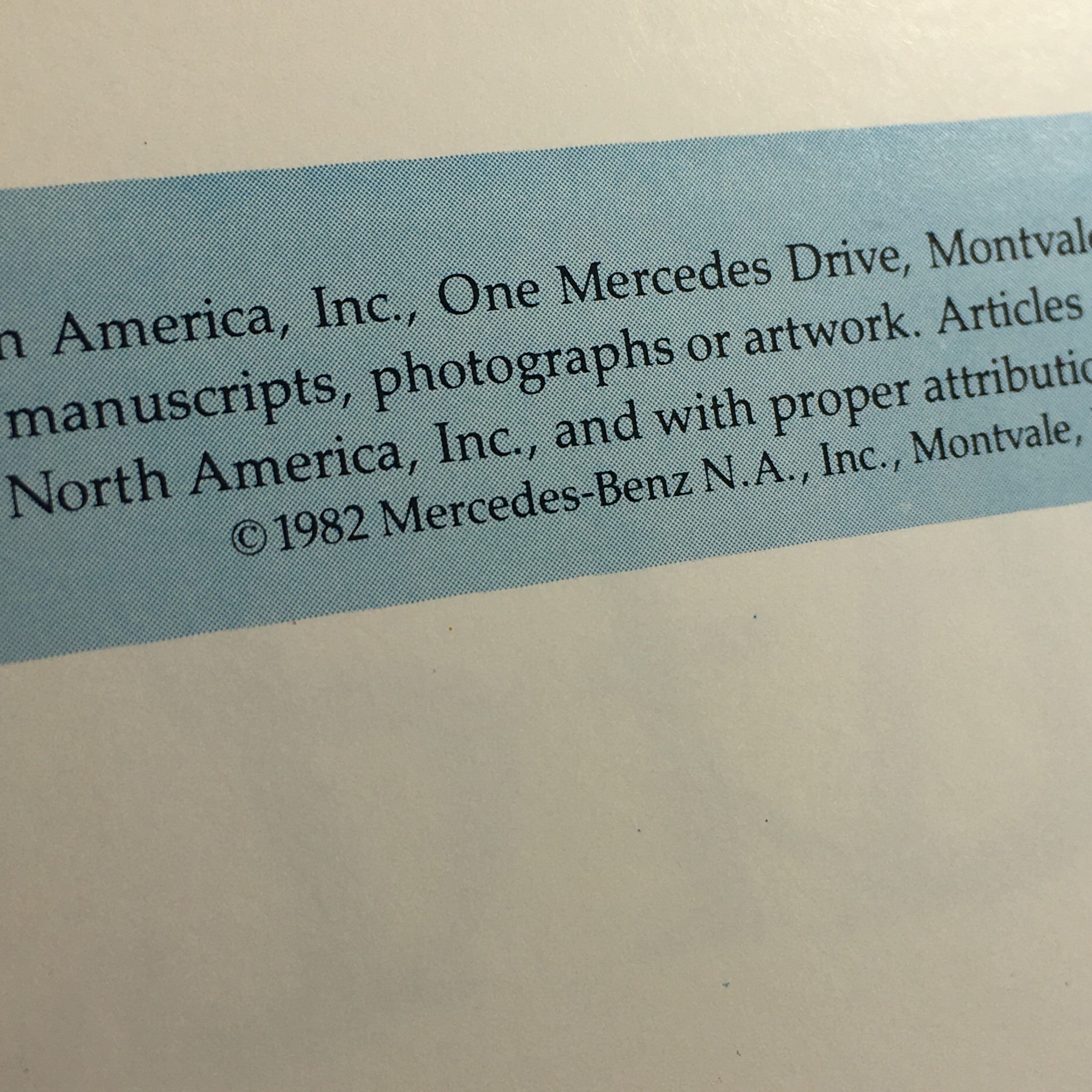 1982 Mercedes-Benz Volume V Dealership Car Auto Brochure Catalog