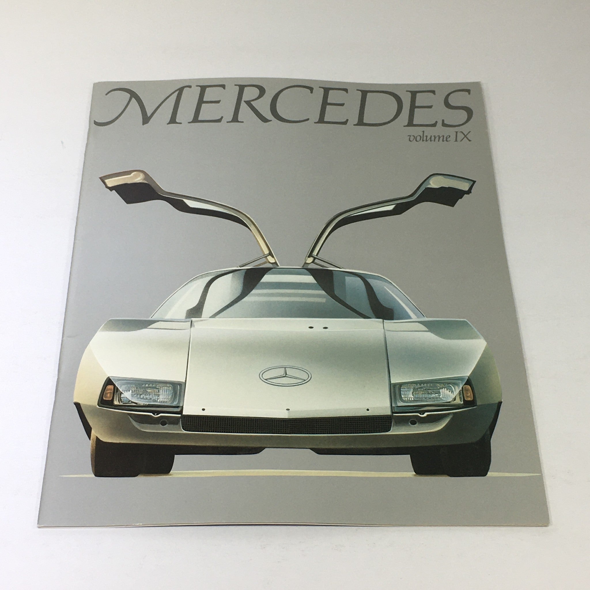 1983 Mercedes-Benz Volume IX Dealership Car Auto Brochure Catalog