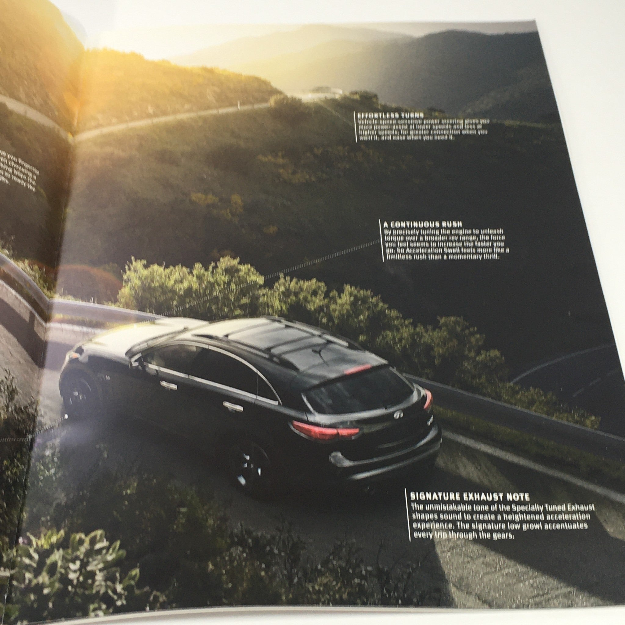 2016 Infiniti QX70 Dealership Car Auto Brochure Catalog