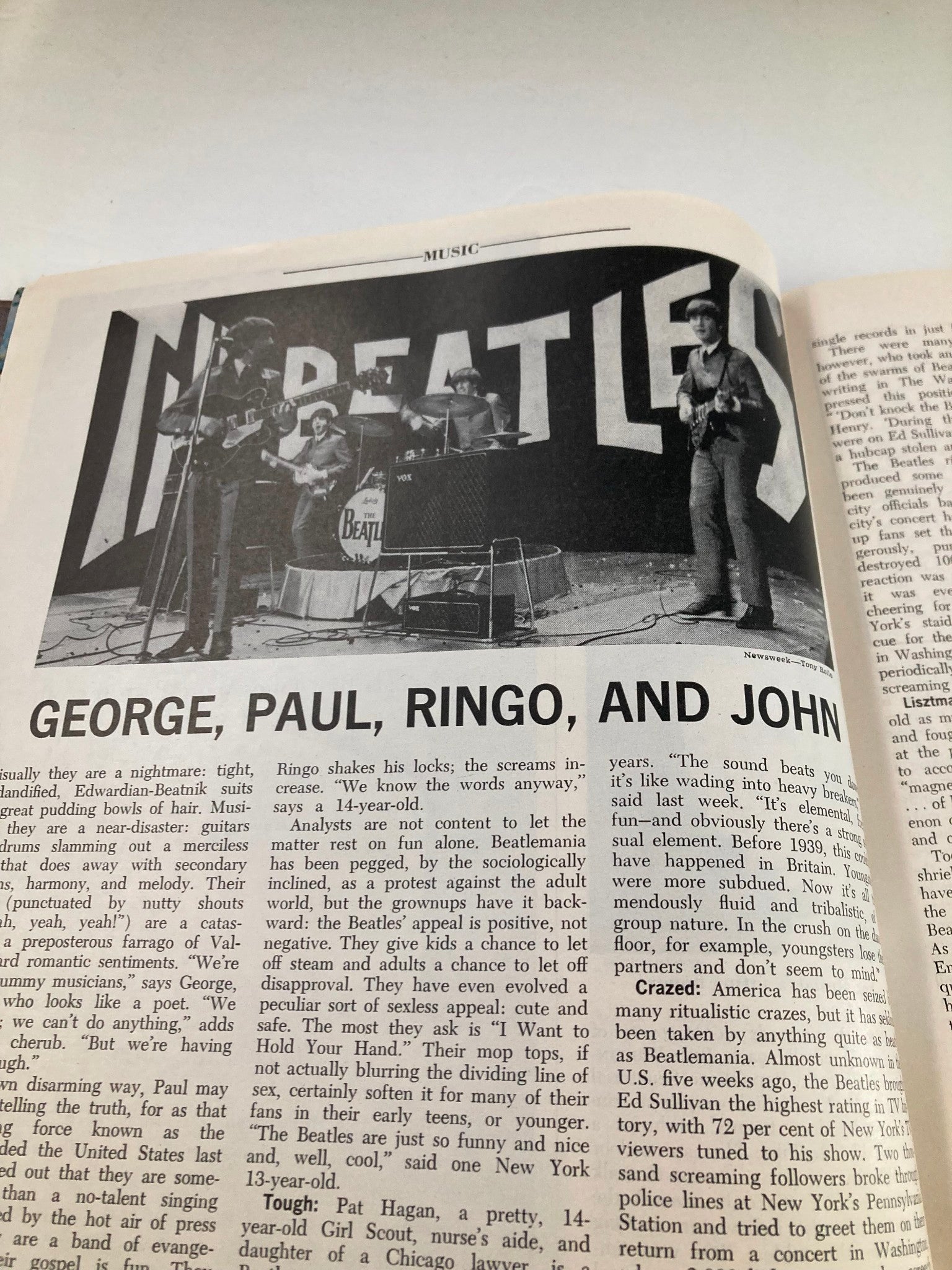 VTG Newsweek Magazine February 24 1964 Bugs About Beatles