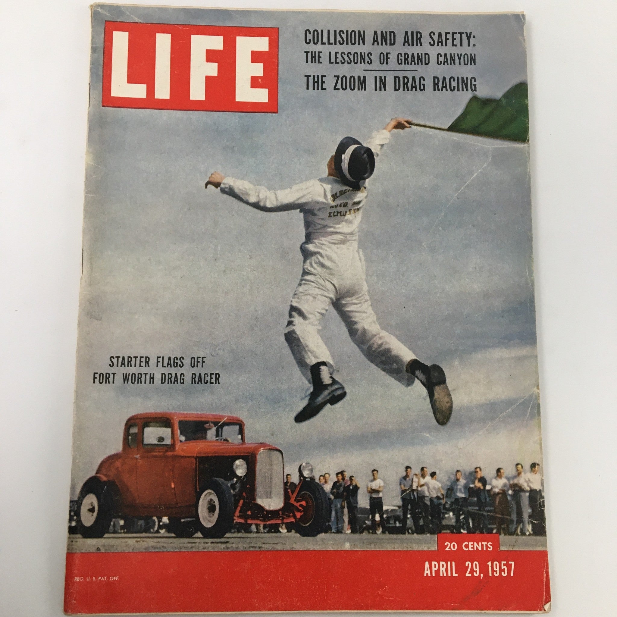 VTG Life Magazine April 29 1957 The Zoom in Drag Racing Newsstand