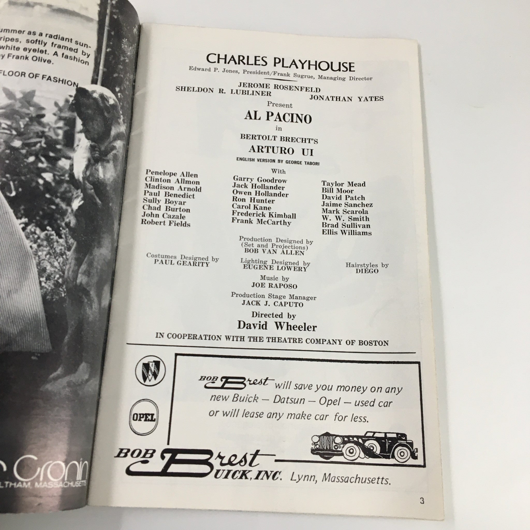 Inside view of the 1975 Playbill for 'Arturo Ui' featuring Al Pacino, including production details and cast list.