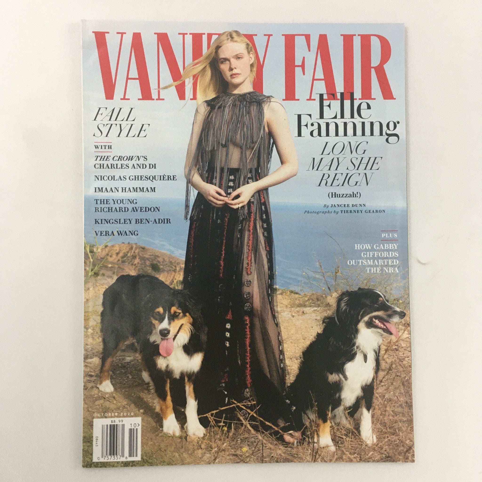 Vanity Fair Magazine October 2020 Elle Fanning Long May She Reign, Newsstand