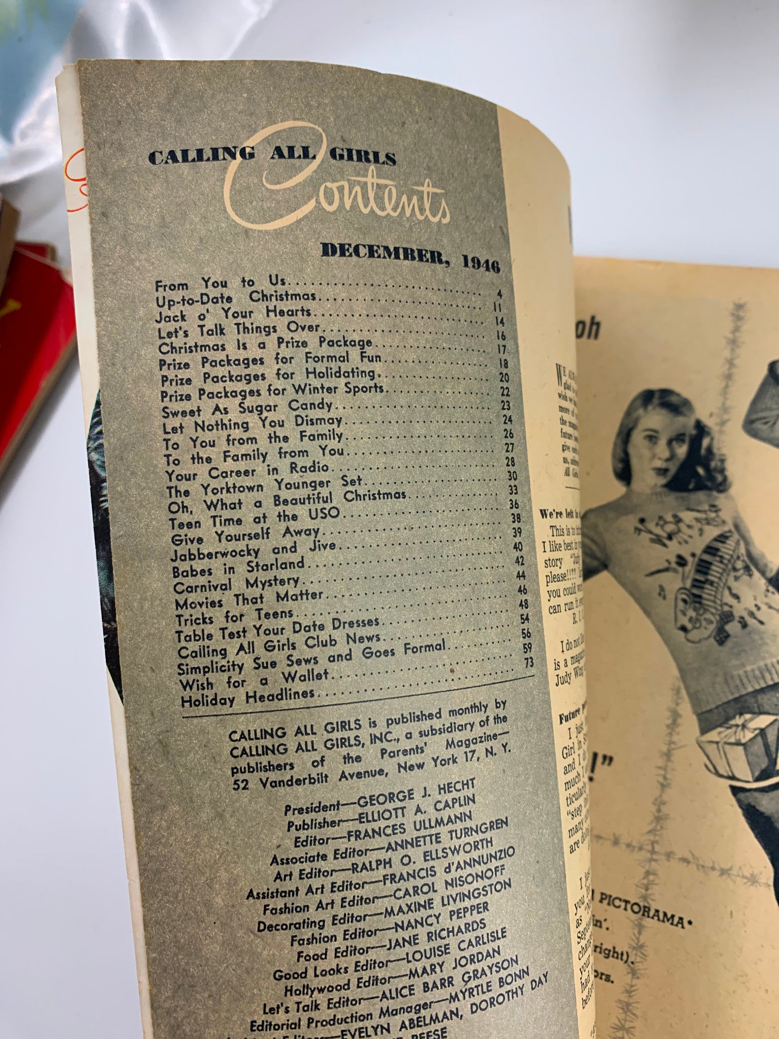 VTG Calling All Girls Magazine December 1946 Christmas Is A Prize Package