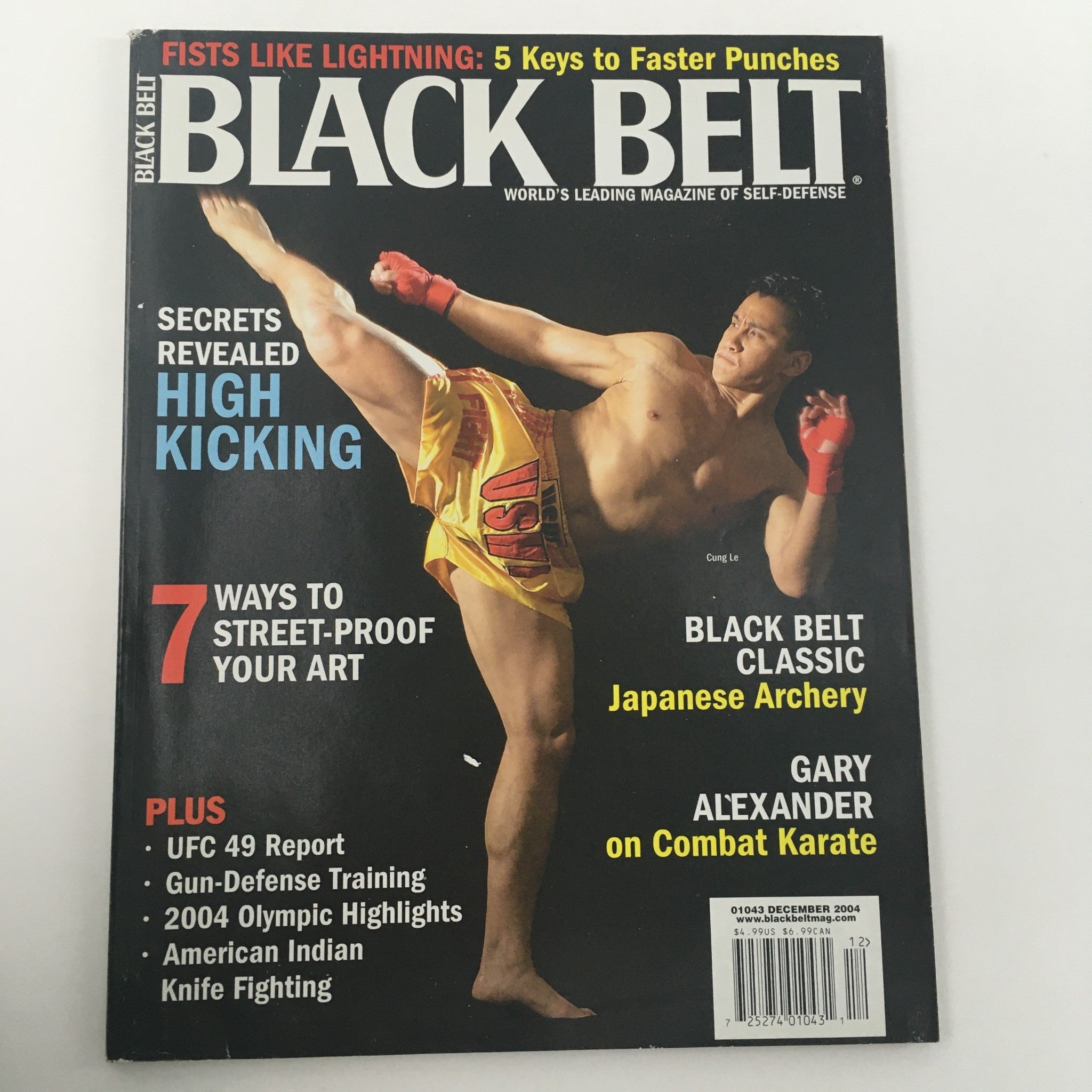 Black Belt Magazine December 2004 Gary Alexander on Combat Karate, Newsstand