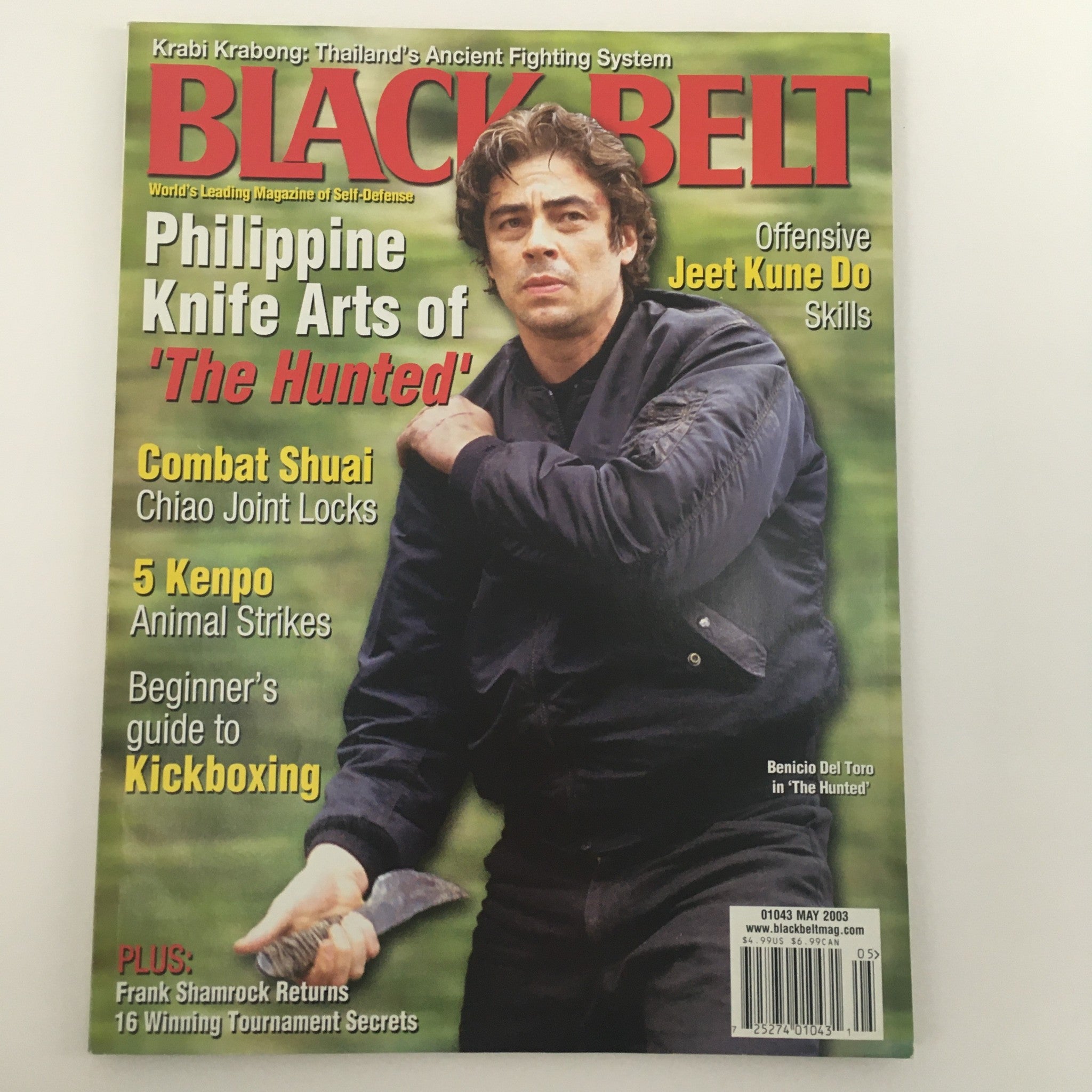 Black Belt Magazine May 2003 Actor Benicio Del Toro in "The Hunted", Newsstand