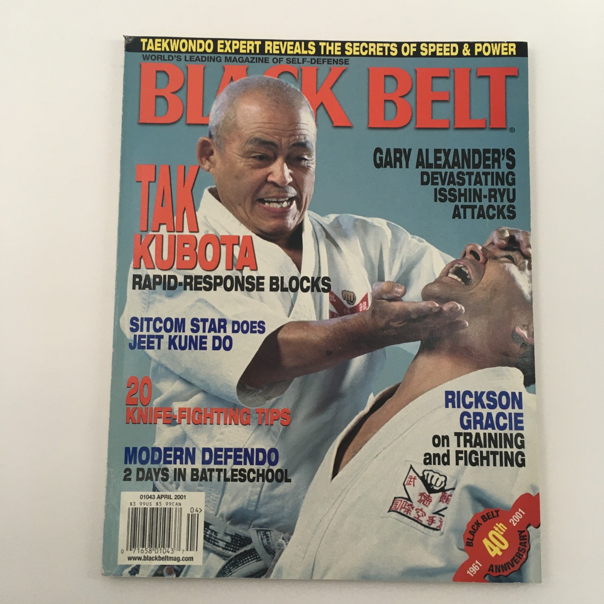 Black Belt Magazine April 2001 Gary Alexander's Isshin-Ryu Attacks, Newsstand