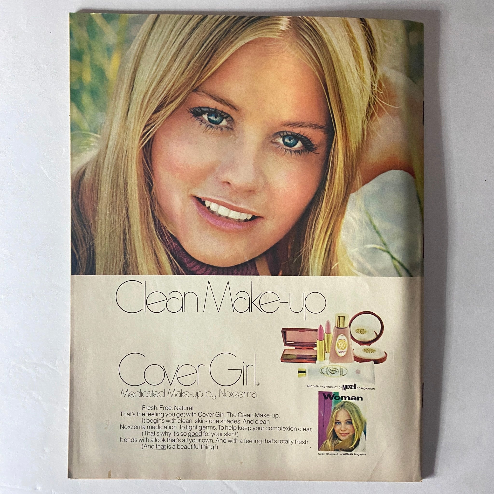 American Girl Magazine December 1970 Southern California, Spanish Influence VG