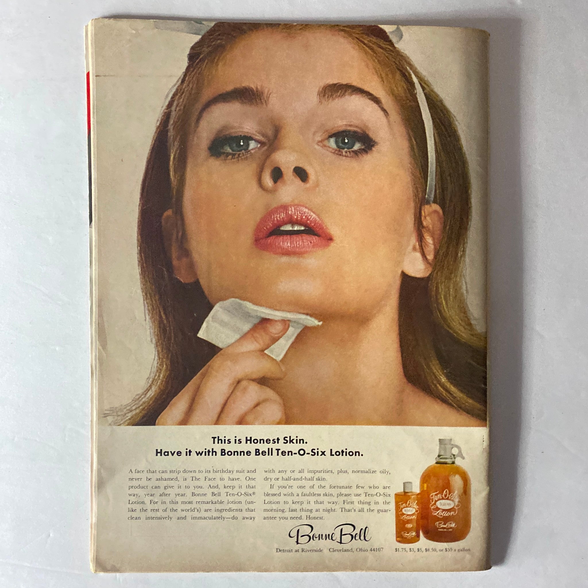 American Girl Magazine October 1966 Beauty Clinic Travel A Career for You VG