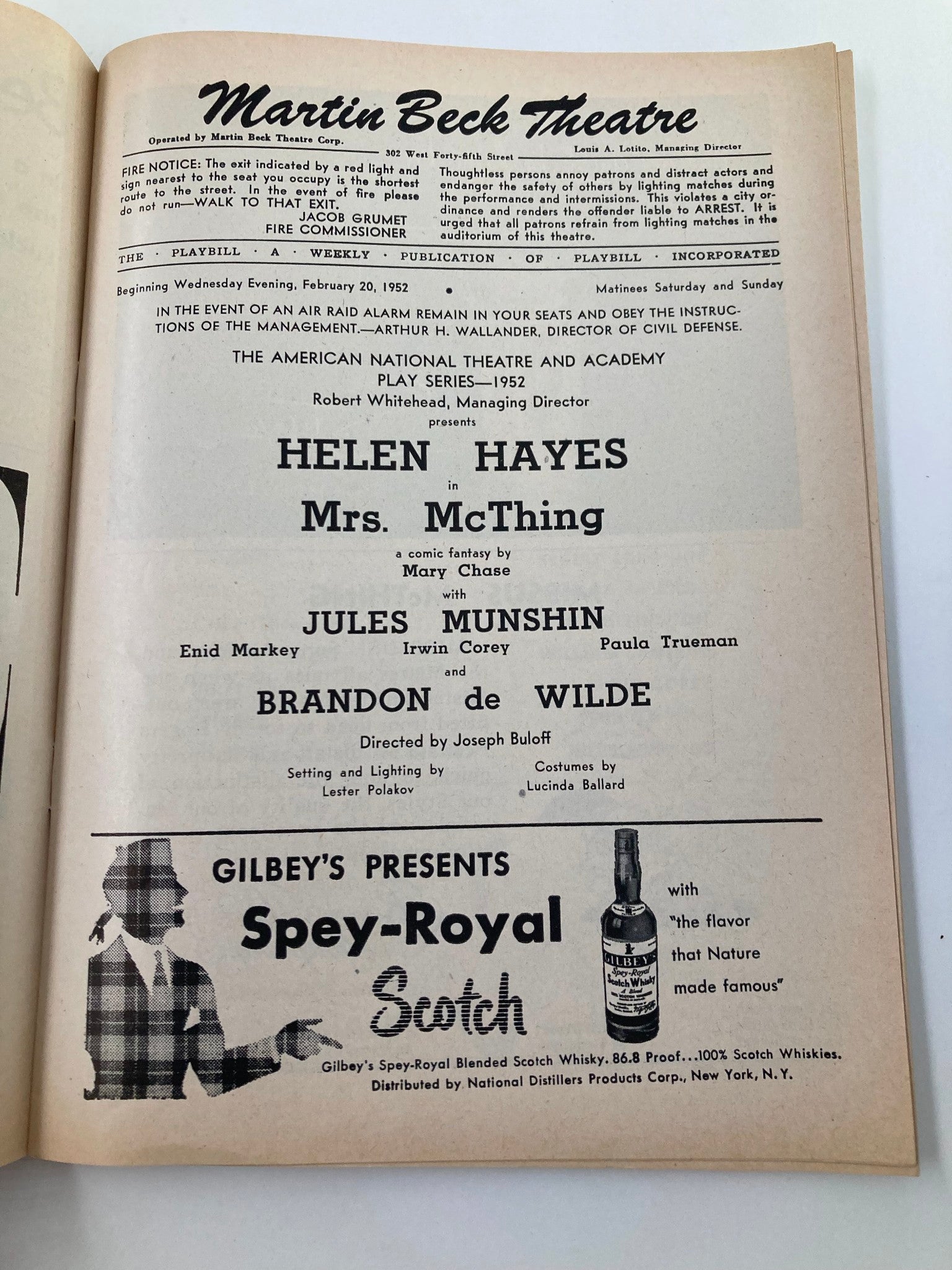 1952 Playbill Martin Beck Theatre Helen Hayes, Jules Munshin in Mrs. McThing