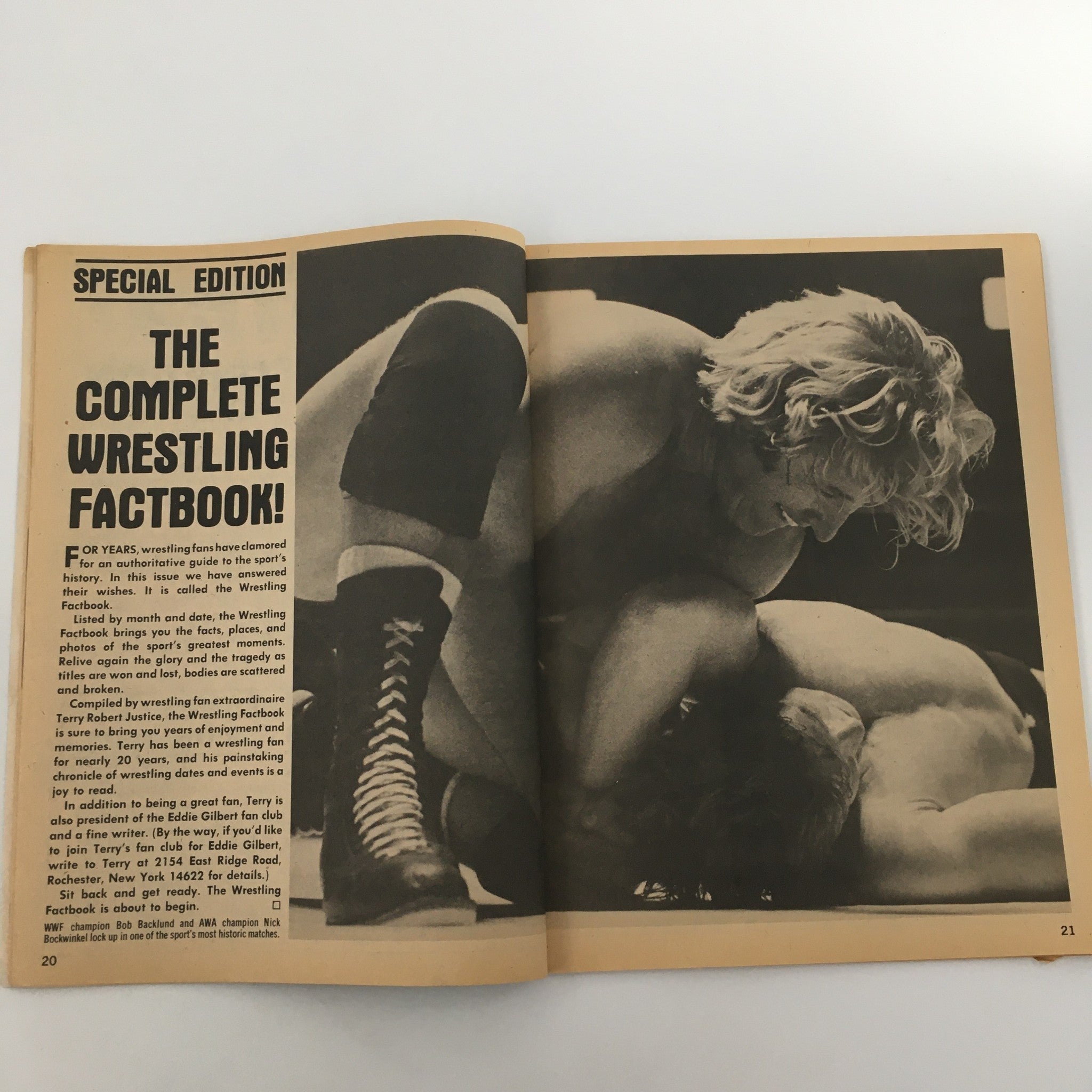 WWF Wrestling Magazine Summer 1980 Andre the Giant Body Slammed and Mil Mascaras