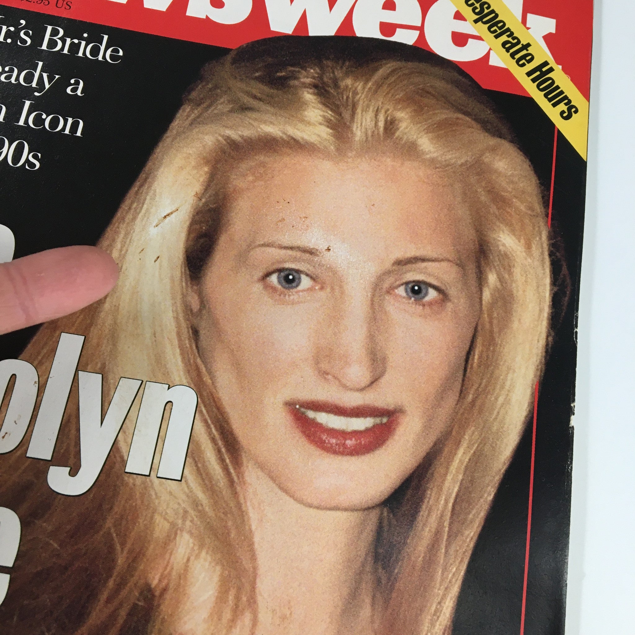 Newsweek Magazine October 21 1996 The Carolyn Style Fashion Icon for the 90's