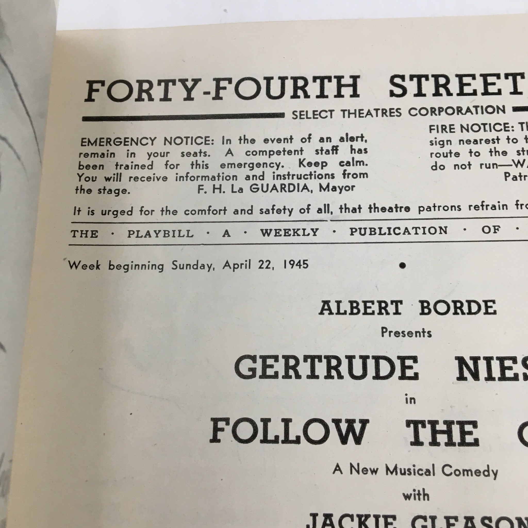 1945 Playbill Forty-Fourth Street Theatre Gertrude Niesen in Follow The Girls