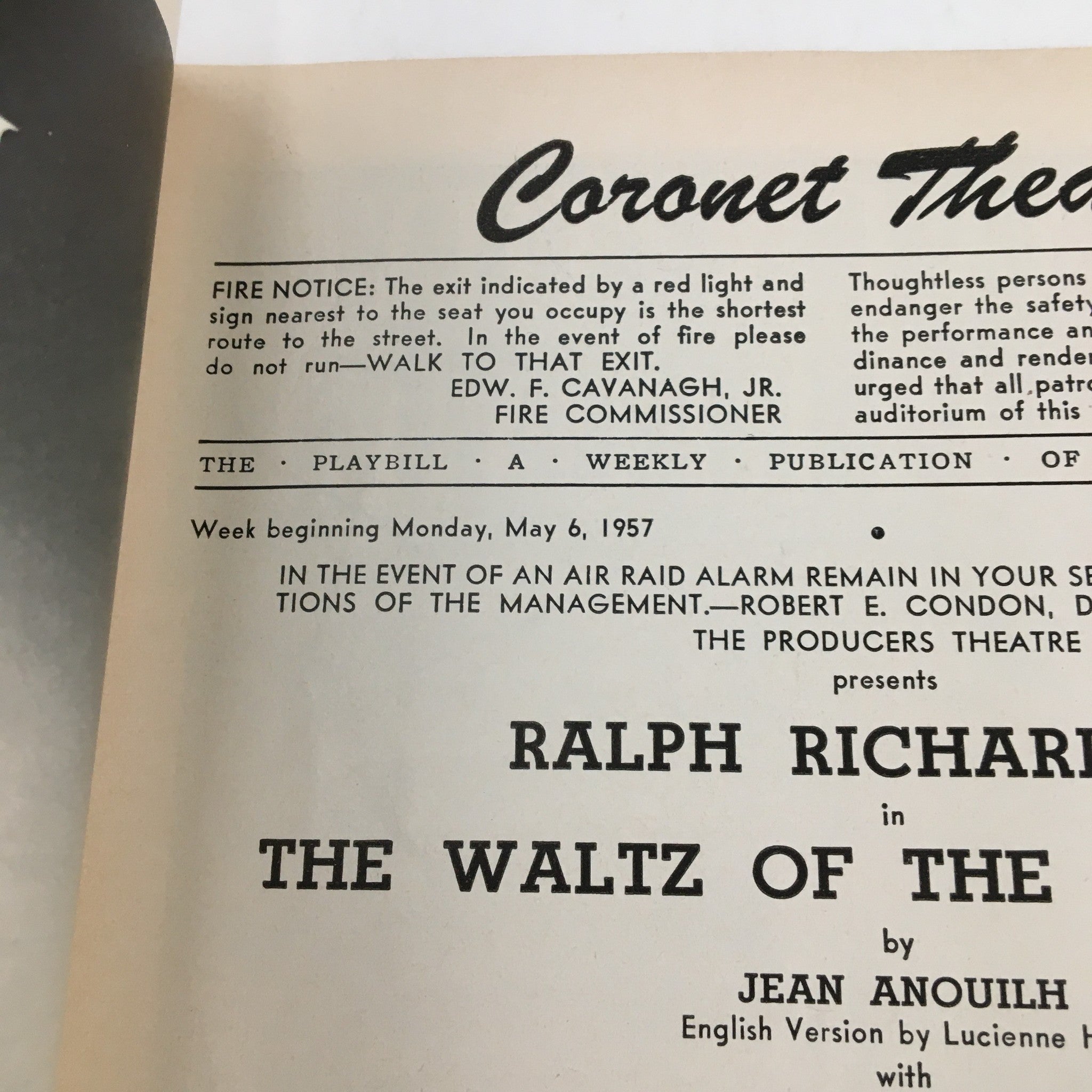 1957 Playbill Coronet Theater Present Ralph Richardson in The Waltz of Toreadors