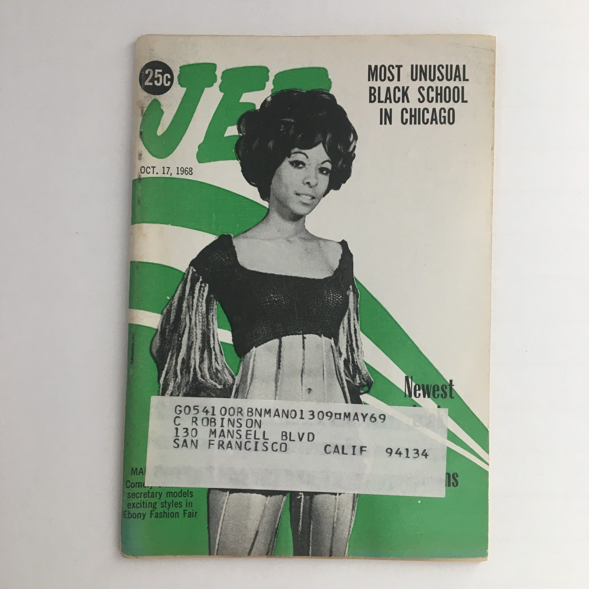 Jet Magazine October 17 1968 Model Marie Chalk in Ebony Fashion Fair