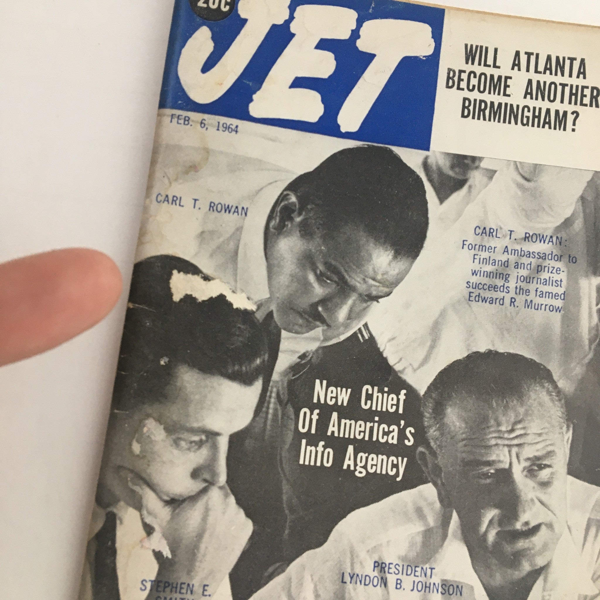 Jet Magazine February 6 1964 Lyndon B. Johnson and Carl T. Rowan No Label