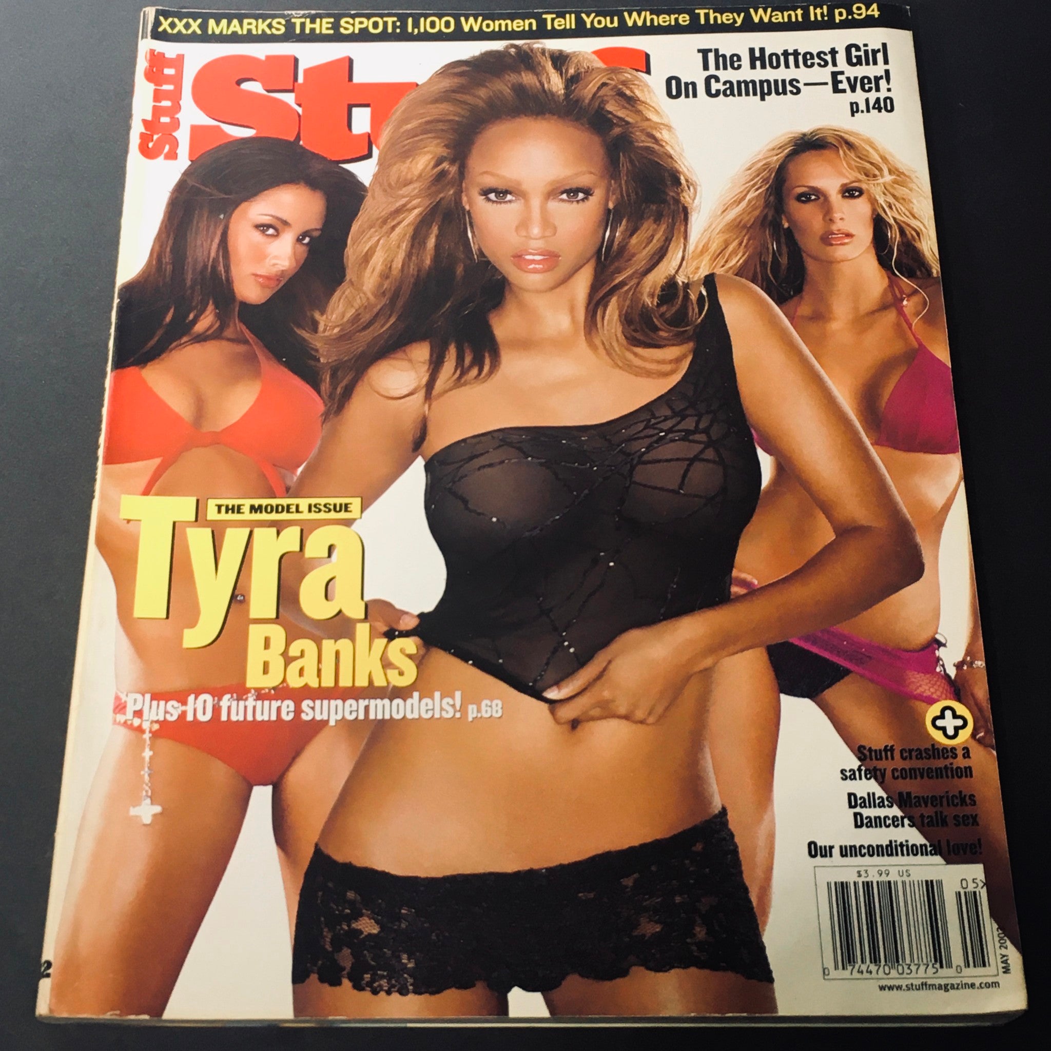 Stuff Magazine For Men May 2003 - Tyra Banks / Karen Cliche Plus Barry Zito