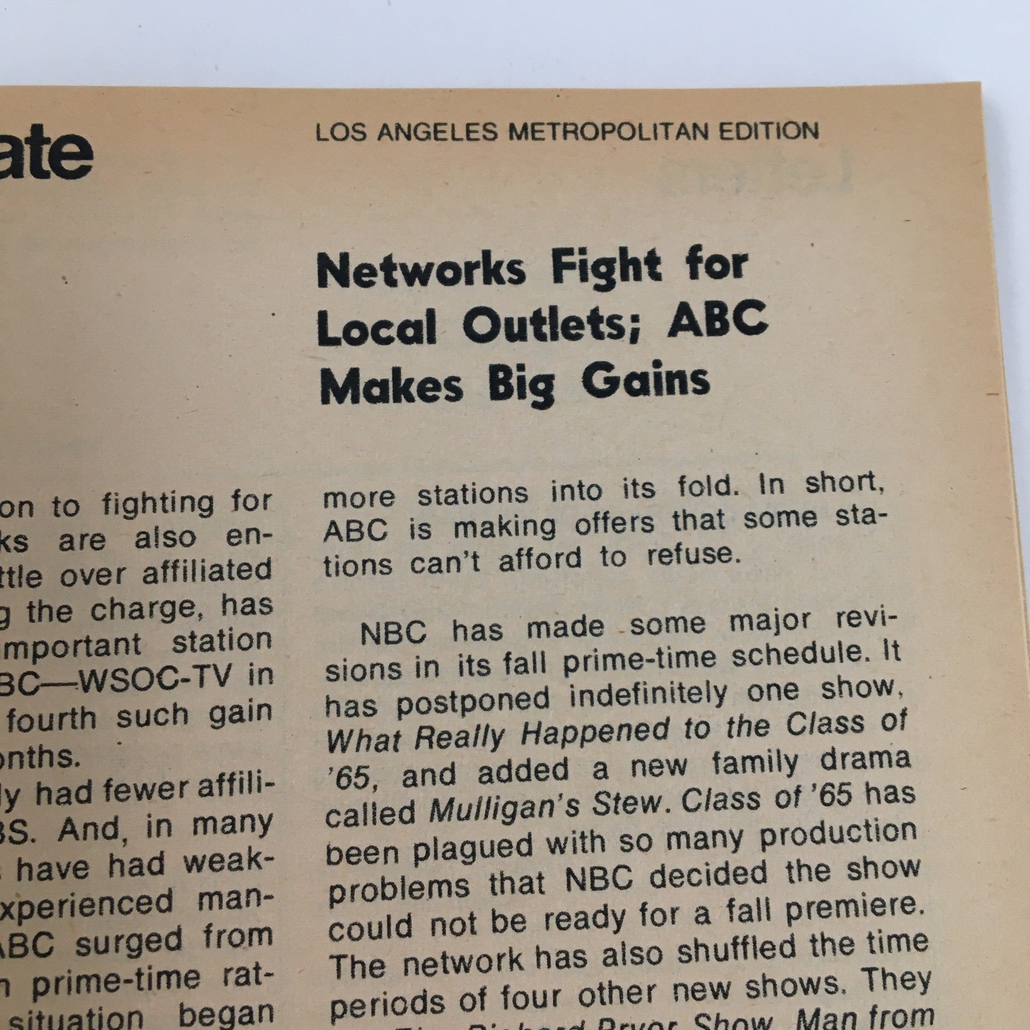 TV Guide Magazine August 6 1977 Fozzie Bear and Kermit the Frog L.A. Edition