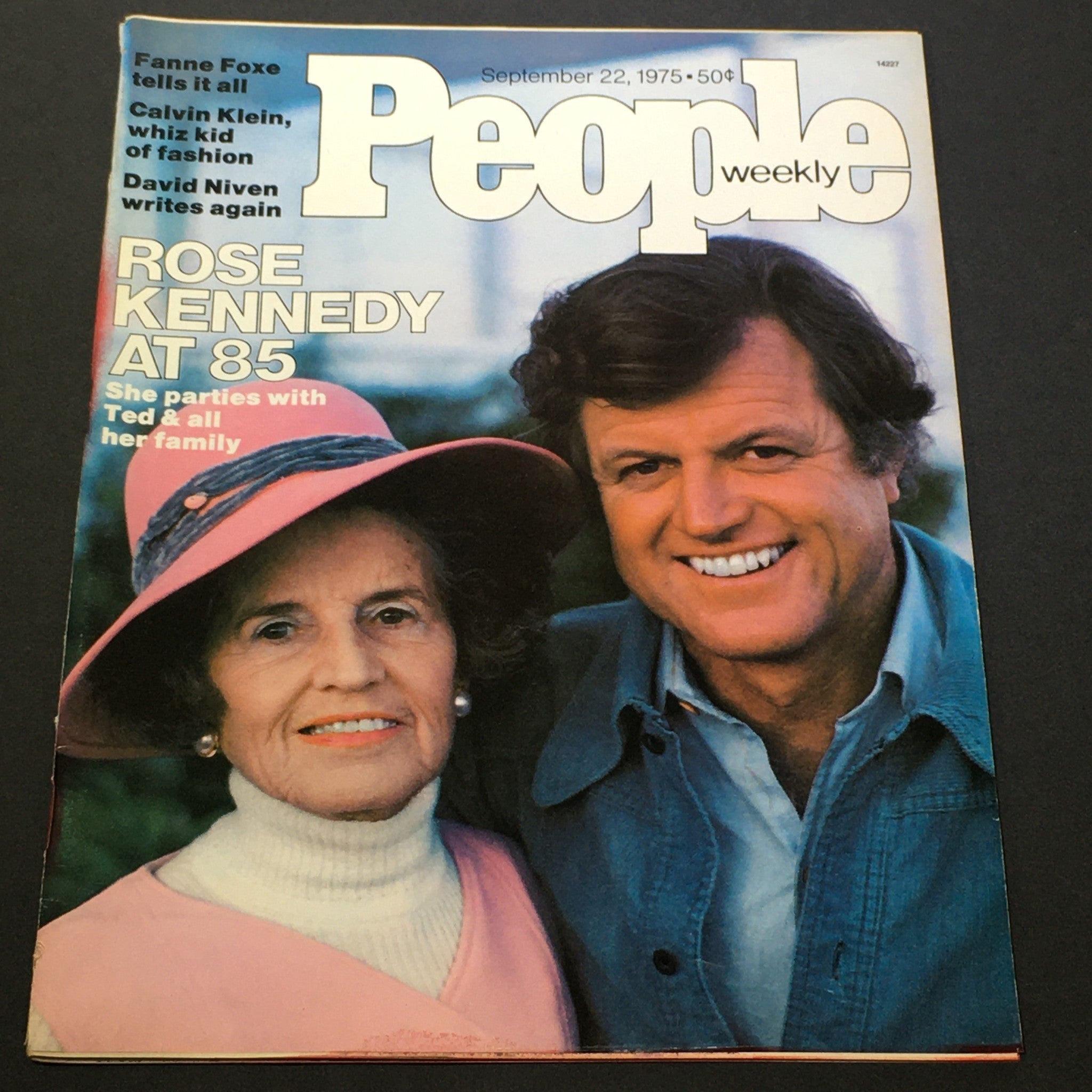 VTG People Weekly Magazine September 22 1975 - Rose Kennedy at 85 & Ted Kennedy