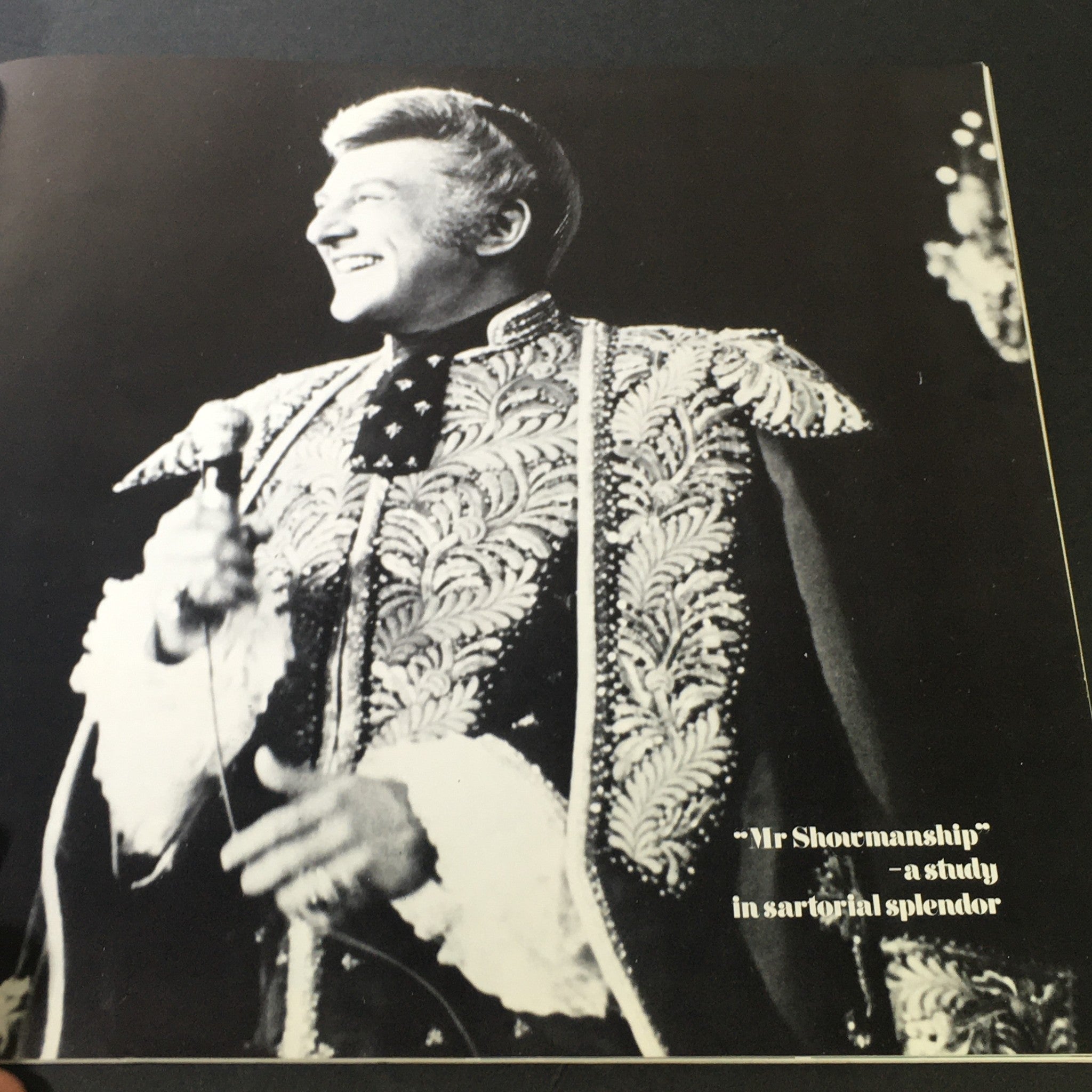 VTG 1970 The Liberace Story Book "Mr. Showmanship" Study in Sartorial Splendor