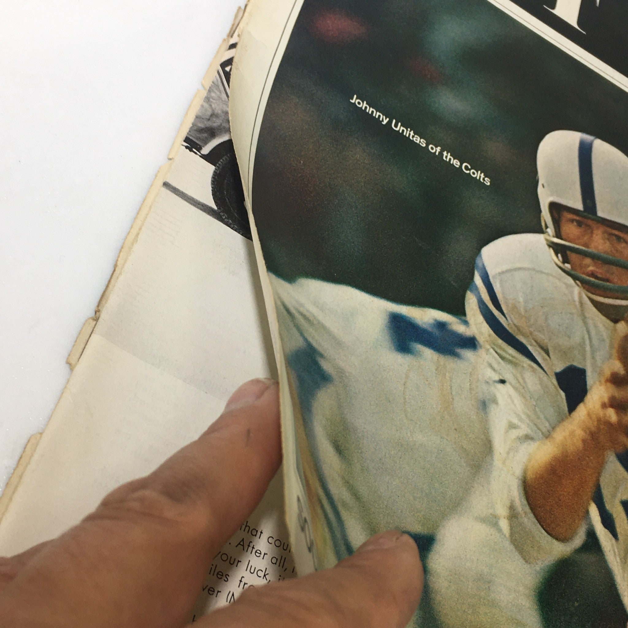 VTG The Saturday Evening Post December 12 1964 - Johnny Unitas of the Colts