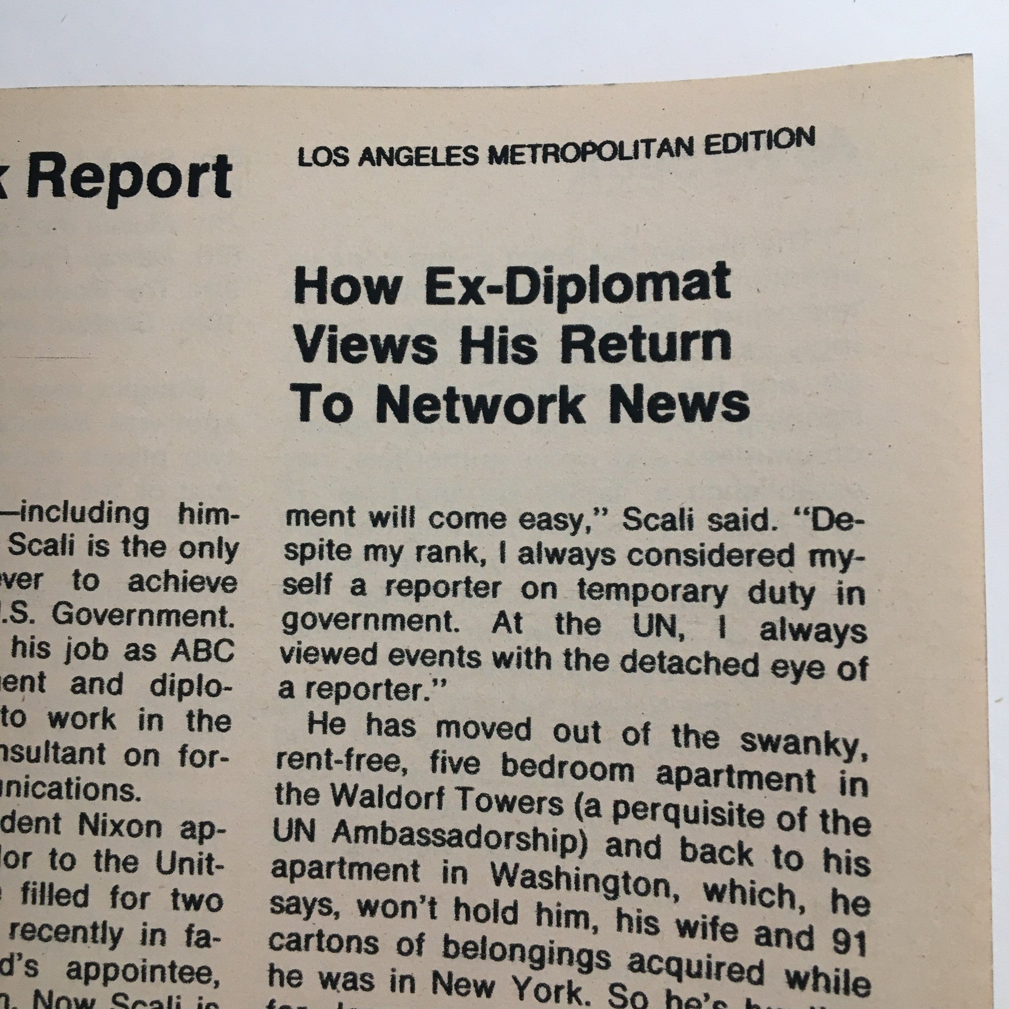 TV Guide Magazine August 16 1975 featuring an article titled 'How Ex-Diplomat Views His Return To Network News' from the Los Angeles Metropolitan Edition, highlighting the intersection of journalism and diplomacy.