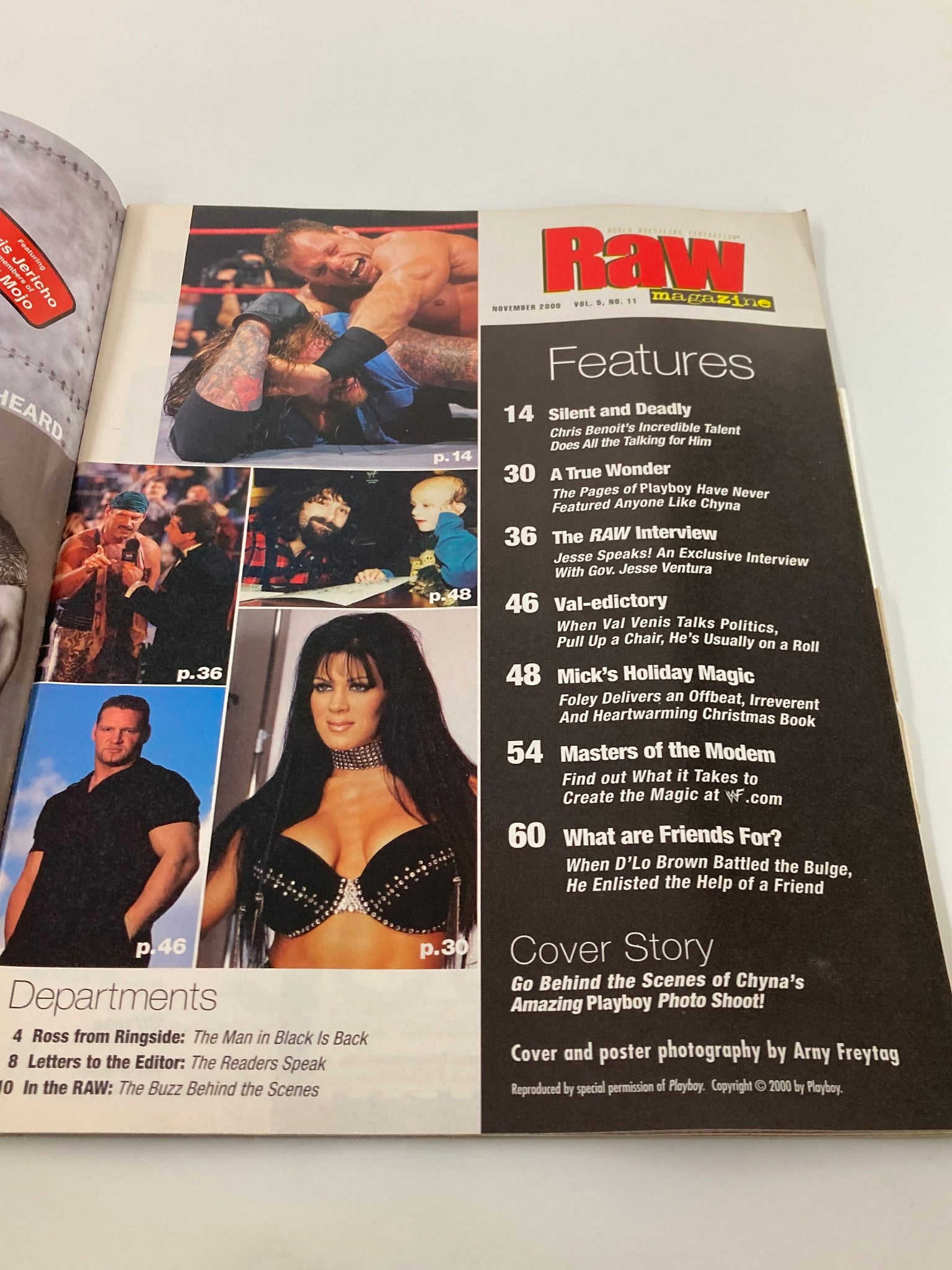 WWF Raw Magazine November 2000 Chyna's Amazing Playboy Photo Shoot