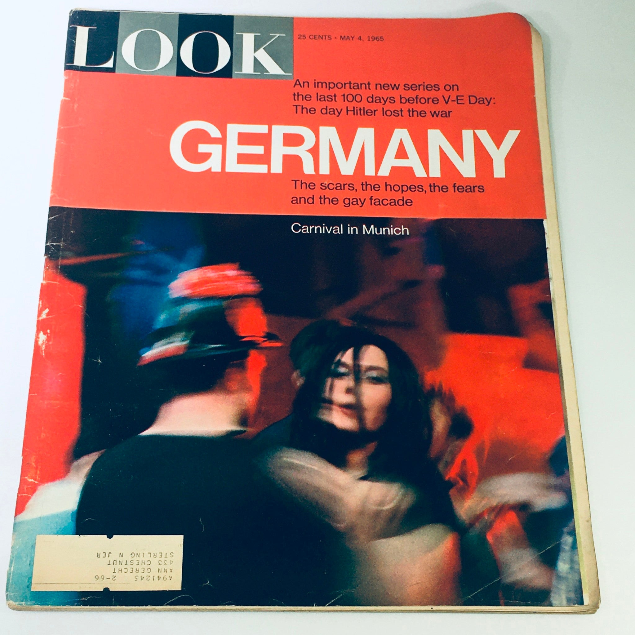 VTG Look Magazine May 4 1965 - Carnival in Munich / Adolf Hitler Lost The War