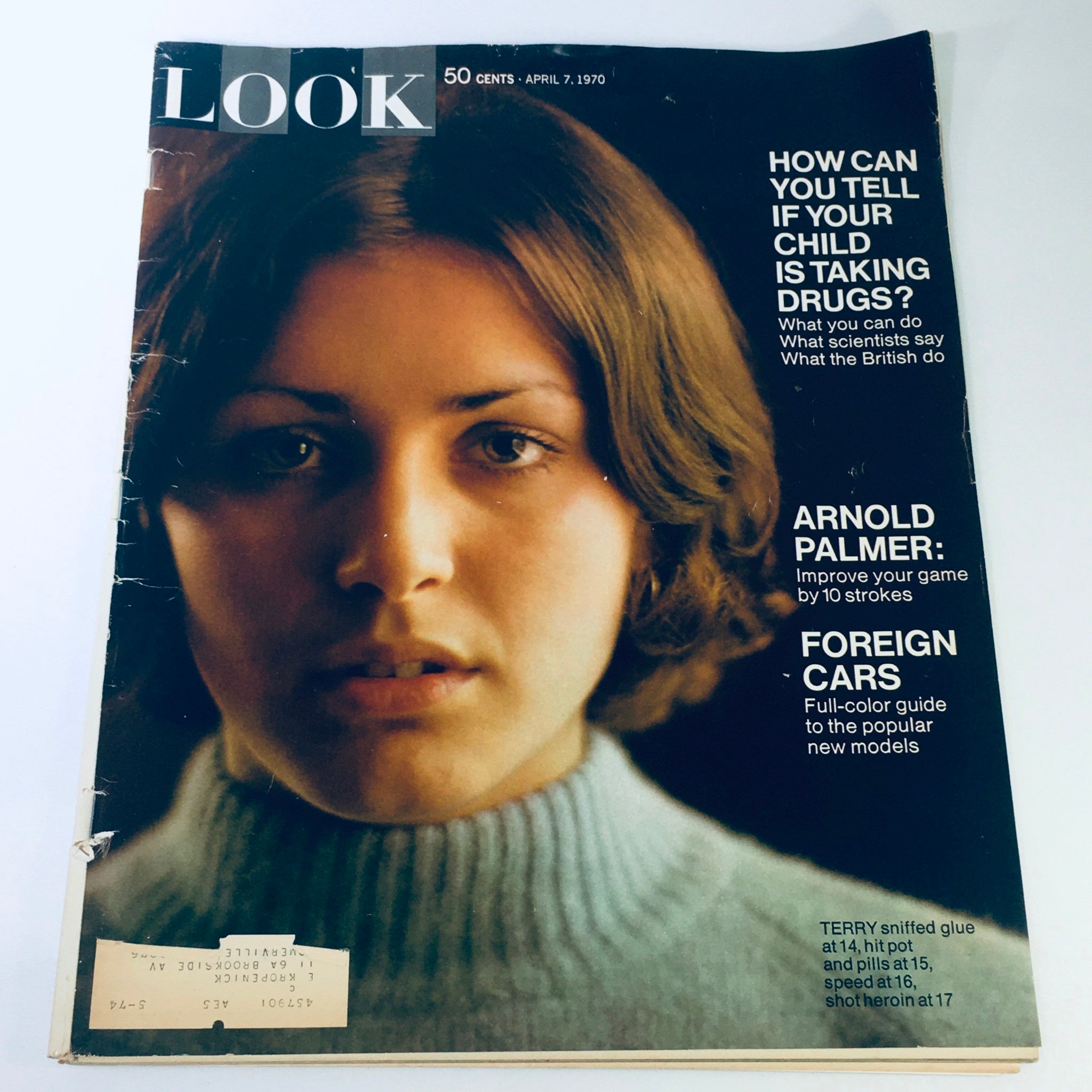 VTG Look Magazine April 7 1970 - Arnold Palmer / Foreign Cars / Kids Taking Drug