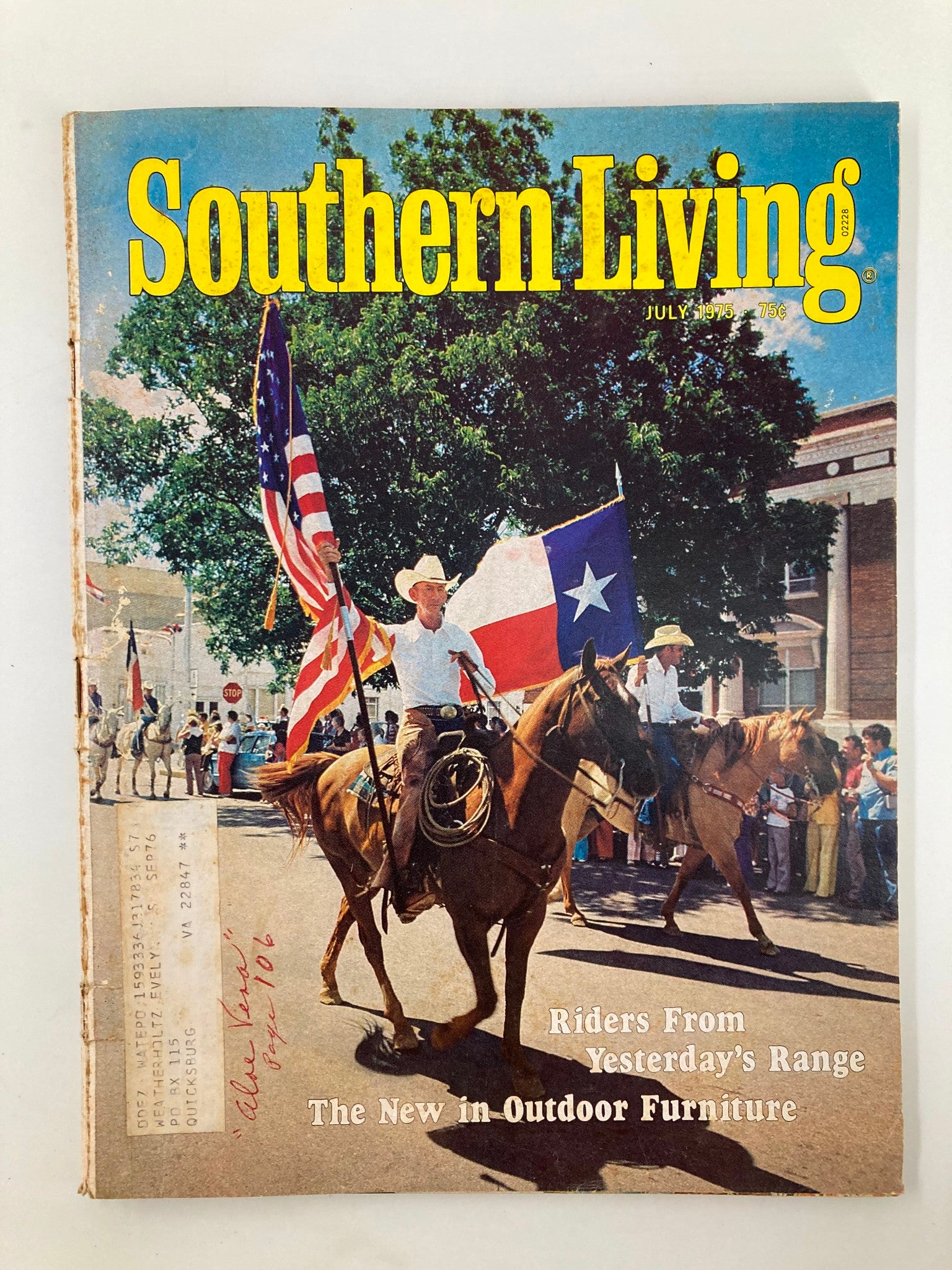 VTG Southern Living Magazine July 1975 The New in Outdoor Furniture