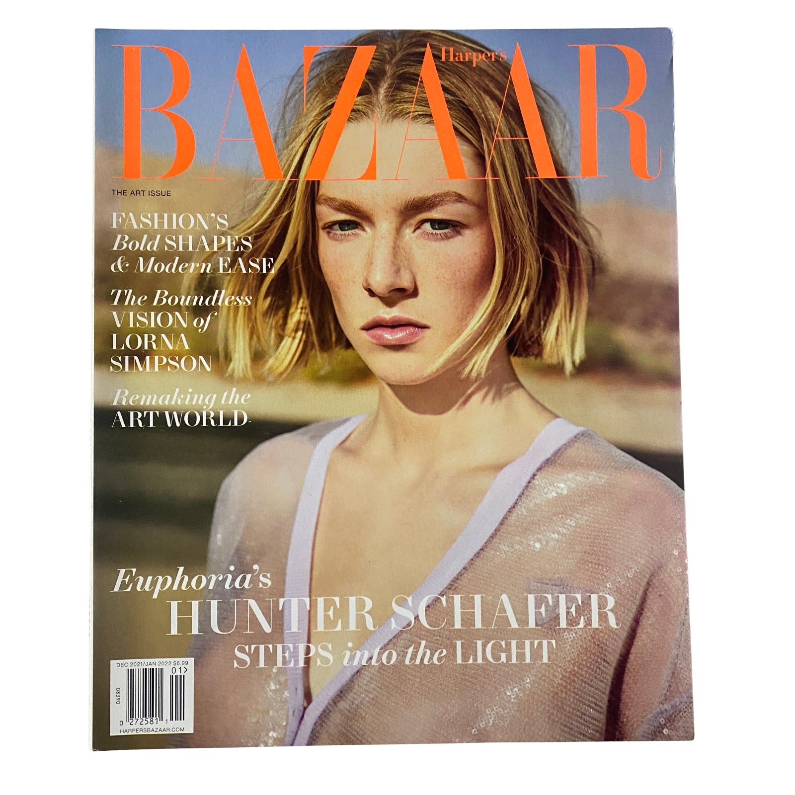 Cover of Harper's Bazaar Magazine December 2021 featuring Hunter Schafer, highlighting her role in Euphoria and fashion exploration.