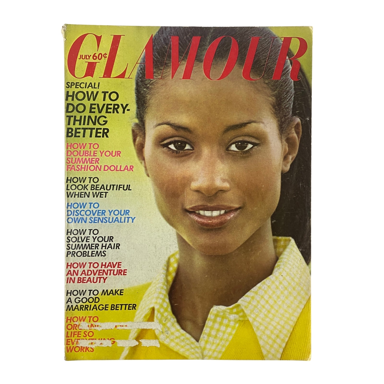 1972 JULY GLAMOUR MAGAZINE - GREAT FASHION - BEVERLY JOHNSON COVER