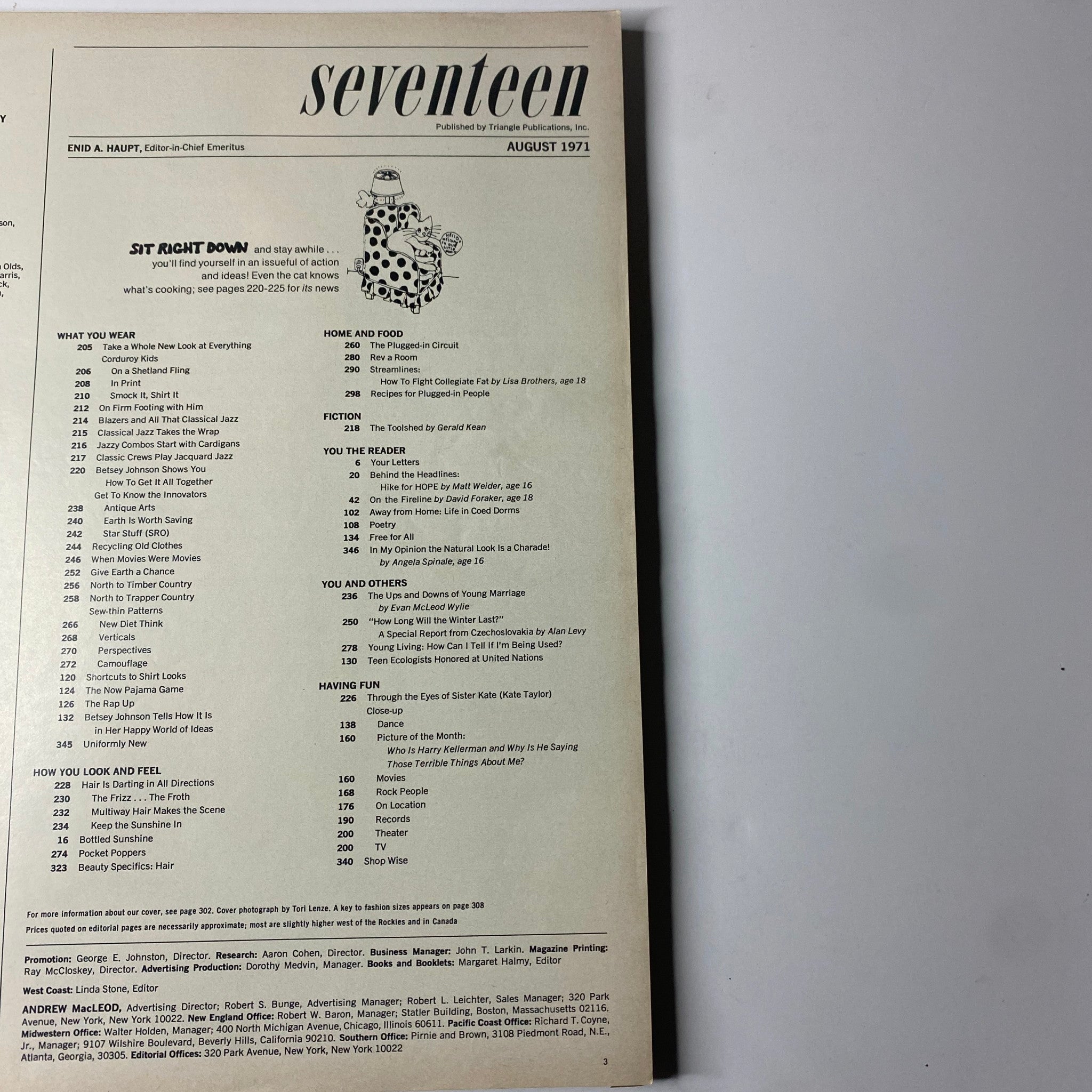 Seventeen Magazine August 1971 – Table of Contents page showcasing articles including fashion, beauty, home and food tips, and a featured article by Kate Taylor, in very good condition.