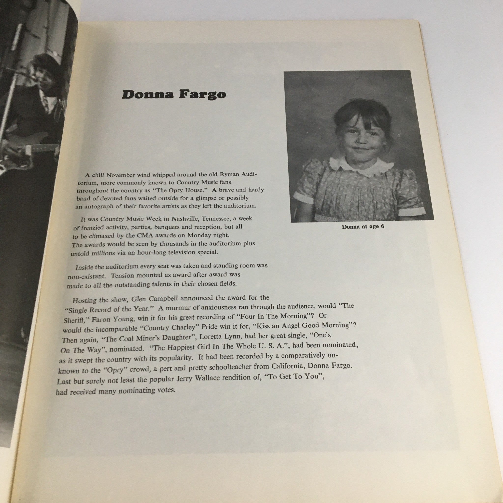 1970 Autobiography of Donna Fargo & Awards Presented