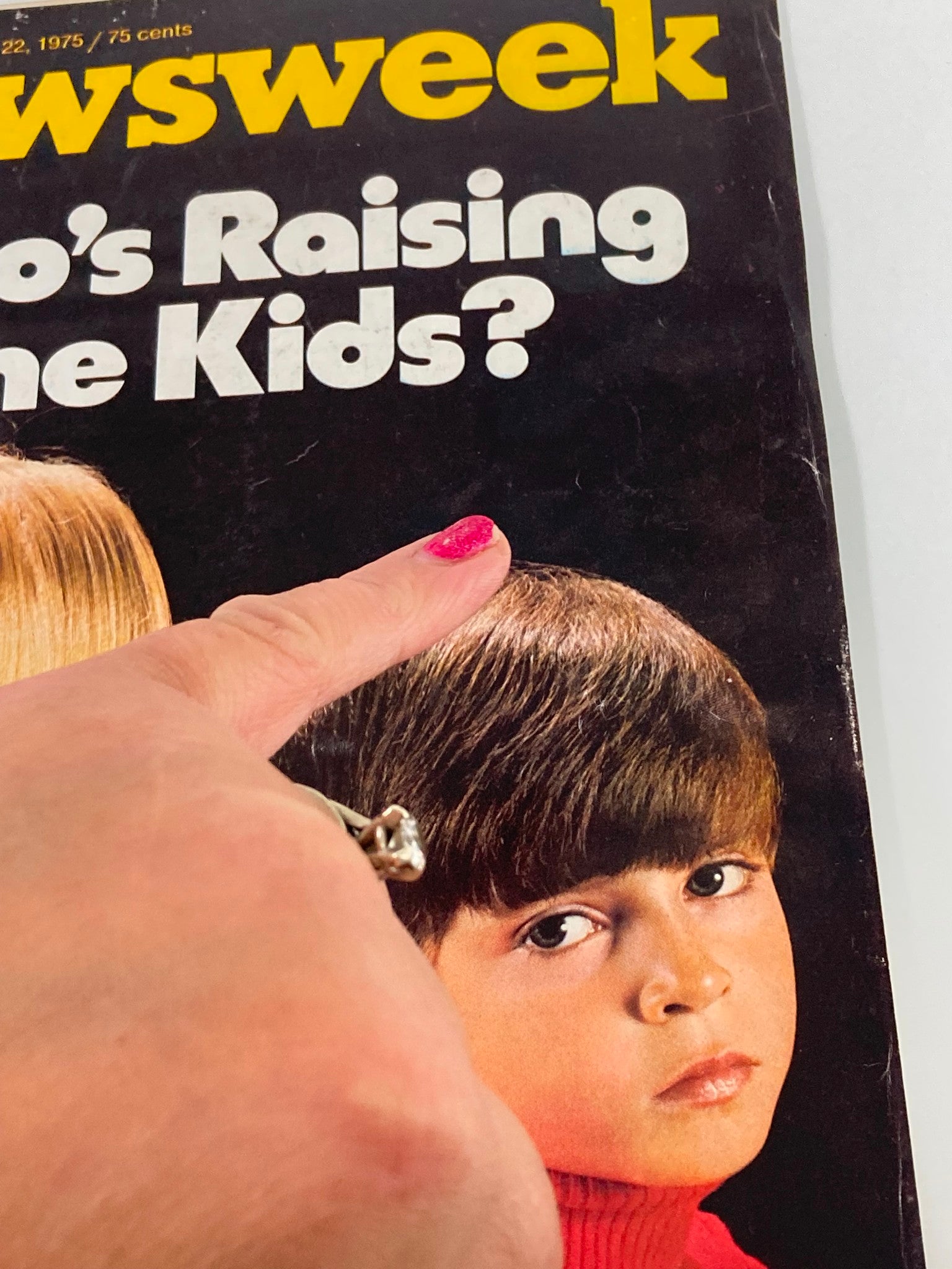 VTG Newsweek Magazine September 22 1975 Who's Raising The Kids?