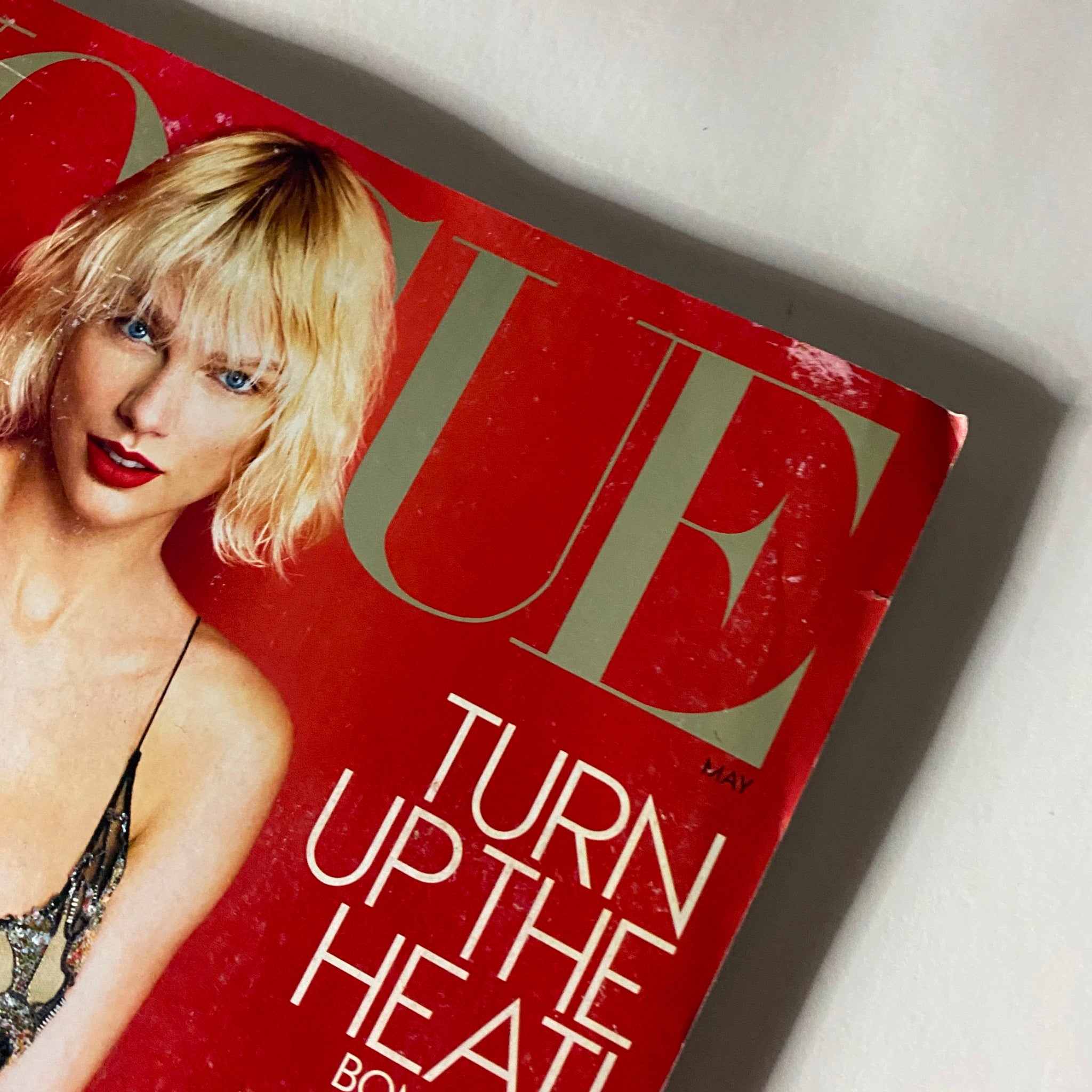 Vogue US Magazine May 2016 Taylor Swift, Gigi Hadid and Zayn Malik No Label