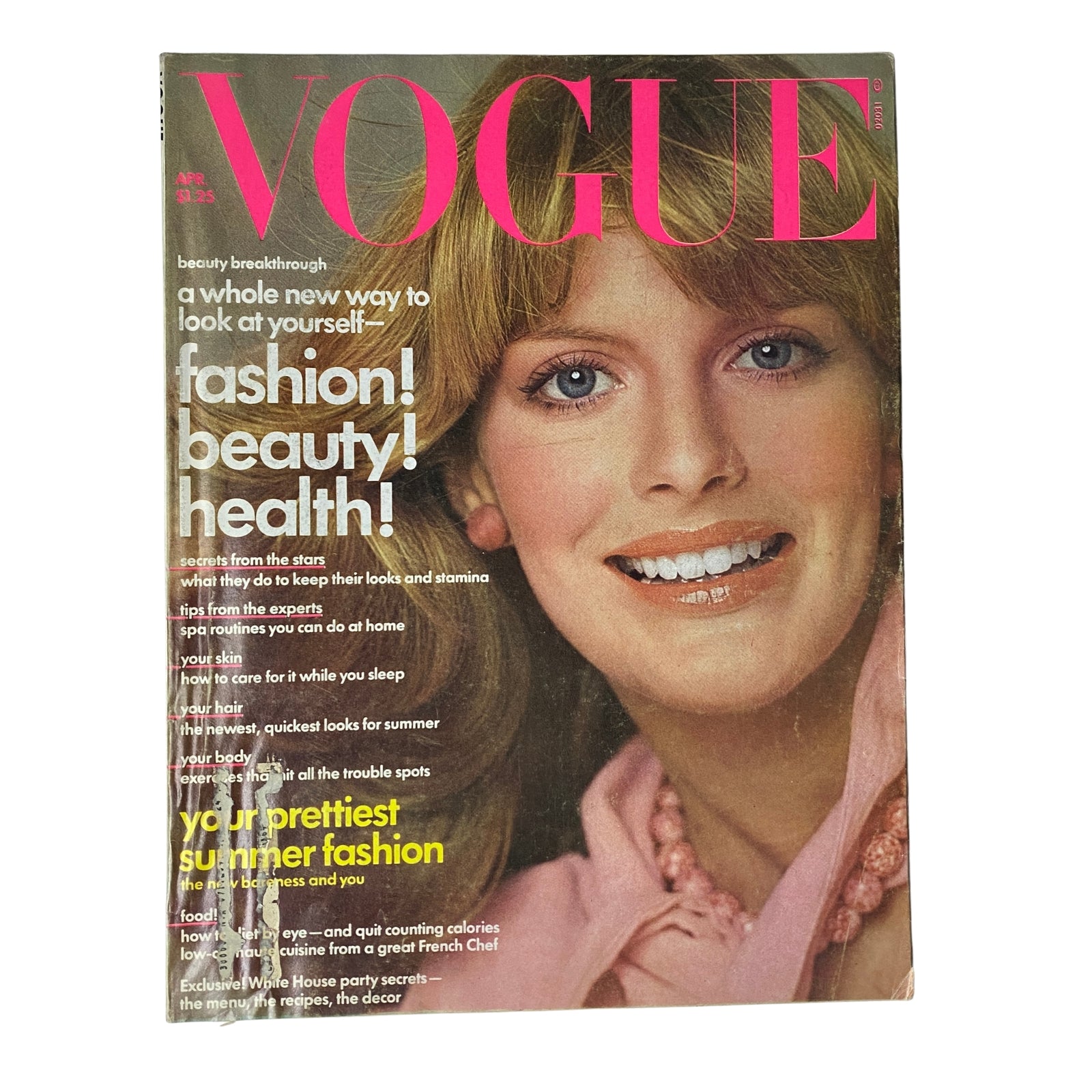 Vogue Magazine April 1975 Cheryl Tiegs Cover showcasing fashion, beauty, and health tips.