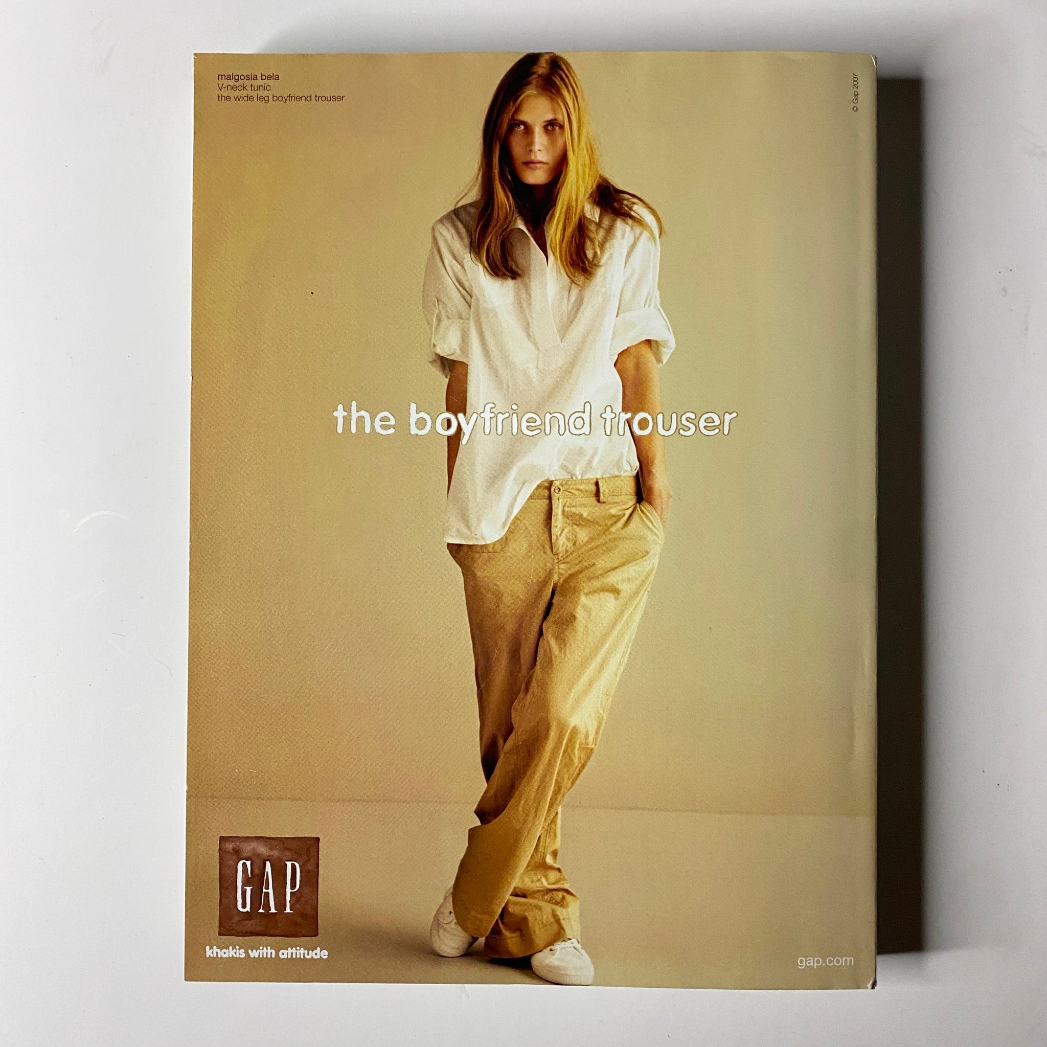 GAP advertisement featuring the boyfriend trouser, highlighting a model in a stylish casual outfit. Vogue Magazine March 2007 Jennifer Hudson Cover No Label VG.