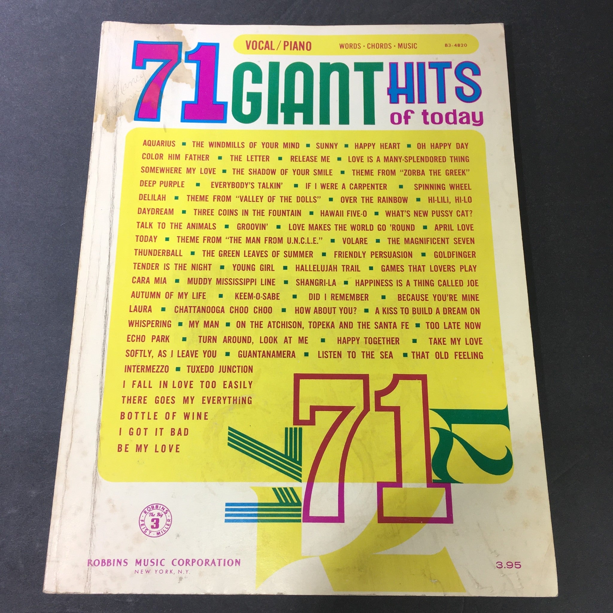 VTG 71 Giant Hits of Today Music Book Vocal & Piano - Aquarius / Deep Purple